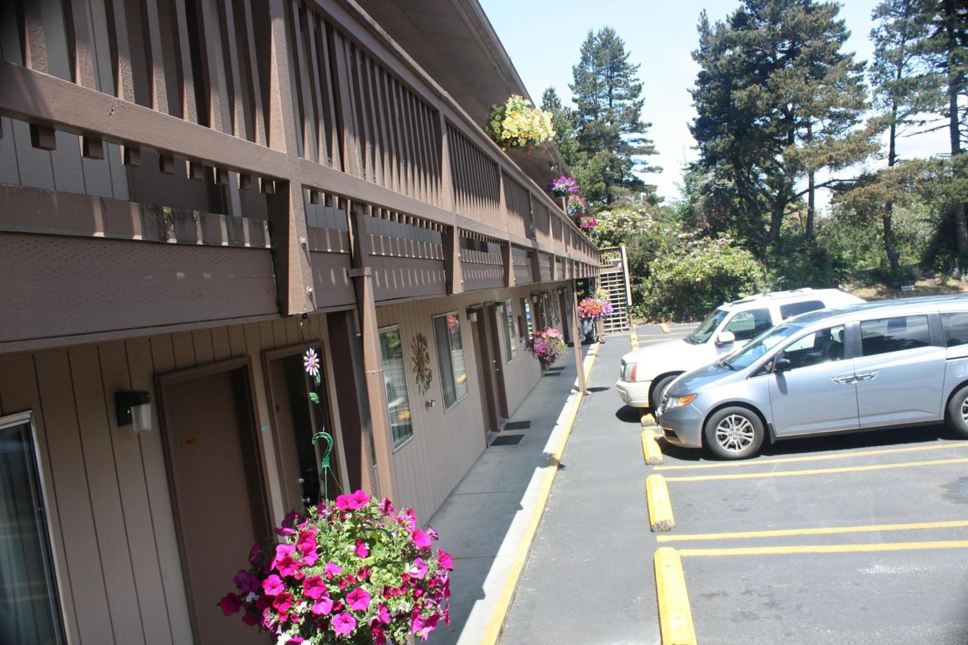 Economy Inn photo 8