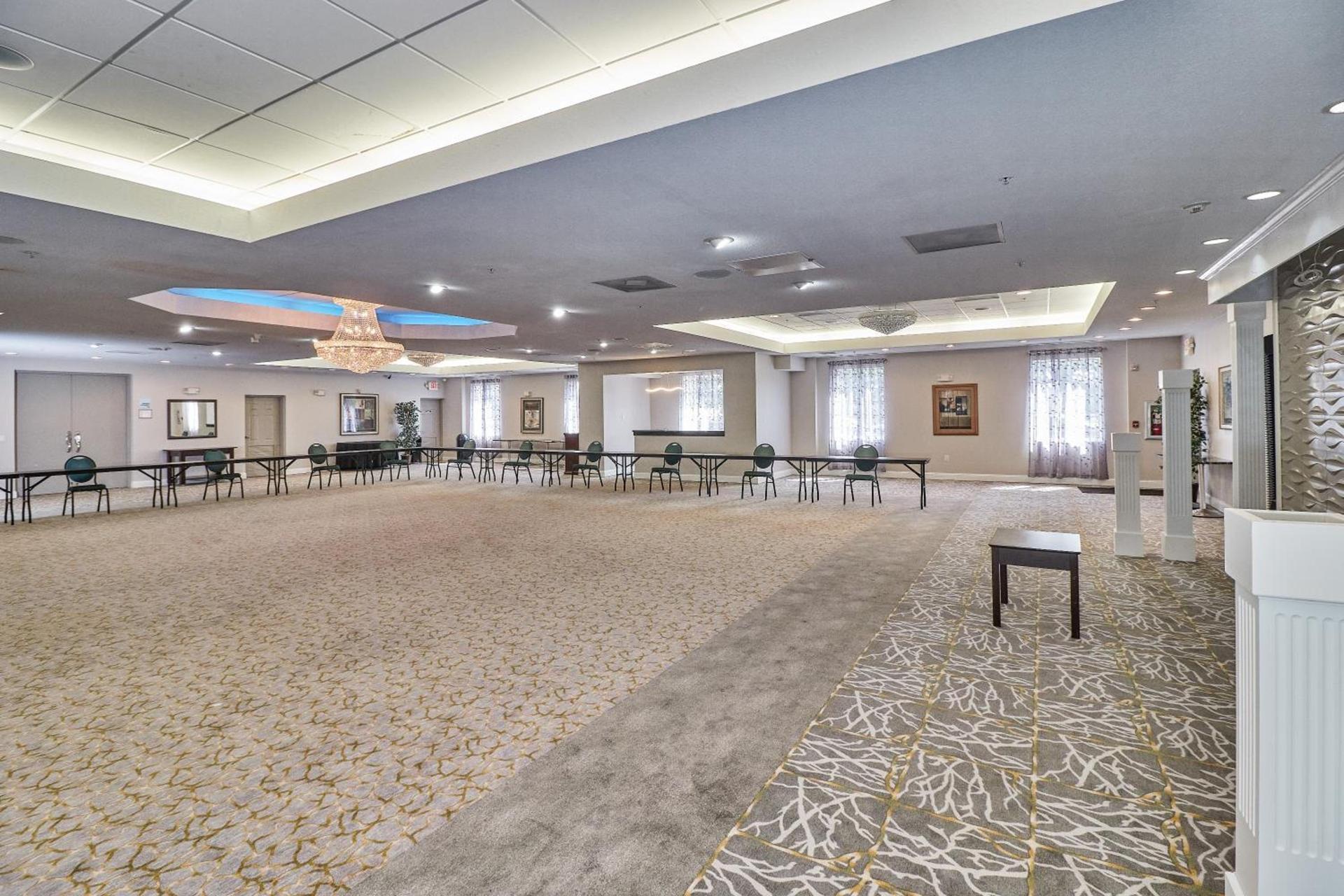Holiday Inn Express Hotel & Suites Clearwater US 19 North by IHG photo 22