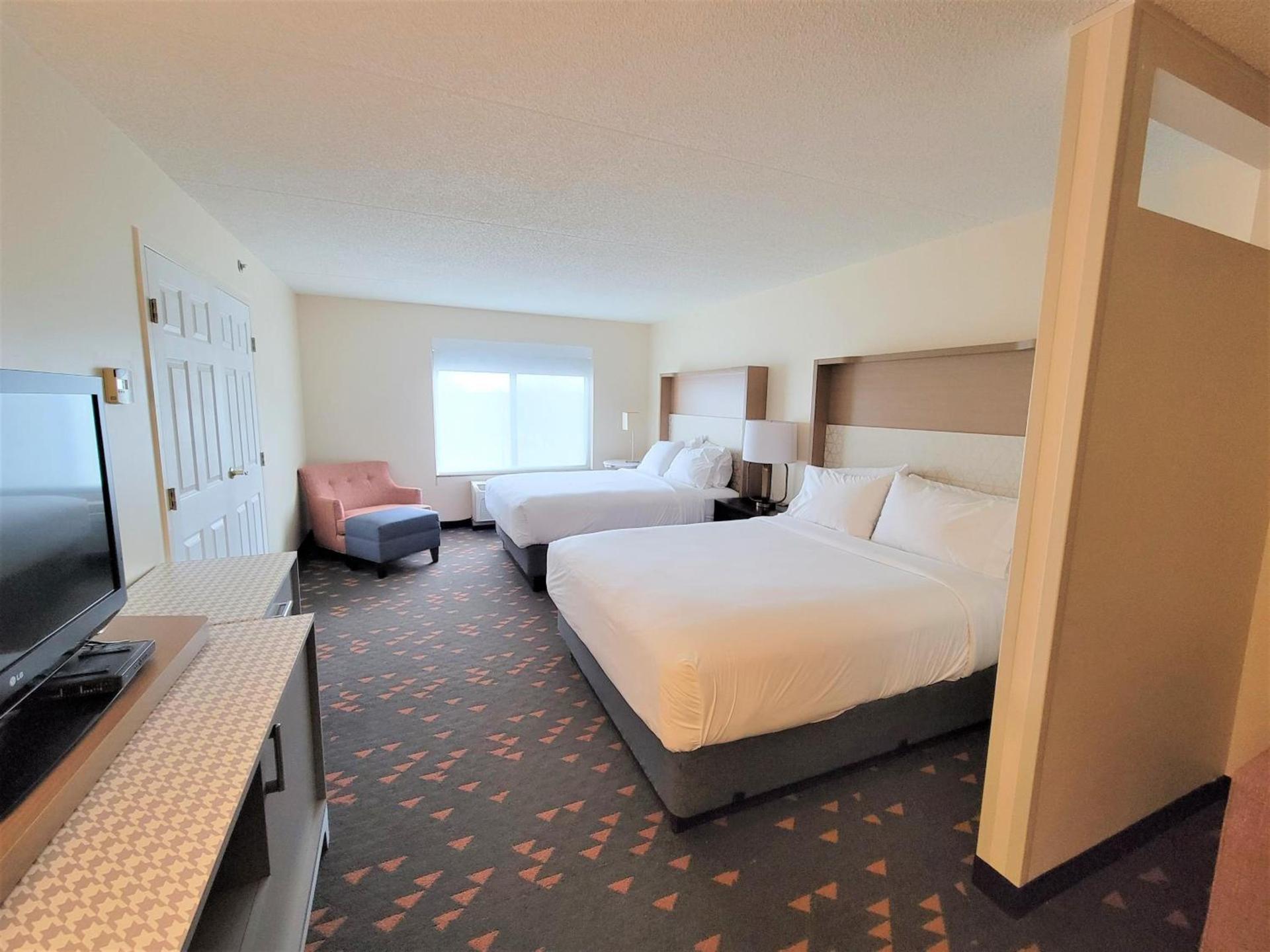 Holiday Inn Hotel & Suites Ann Arbor University of Michigan Area by IHG photo 41