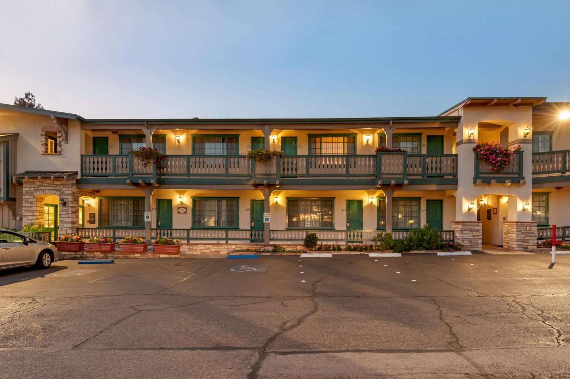 Best Western Plus Santa Barbara photo 20