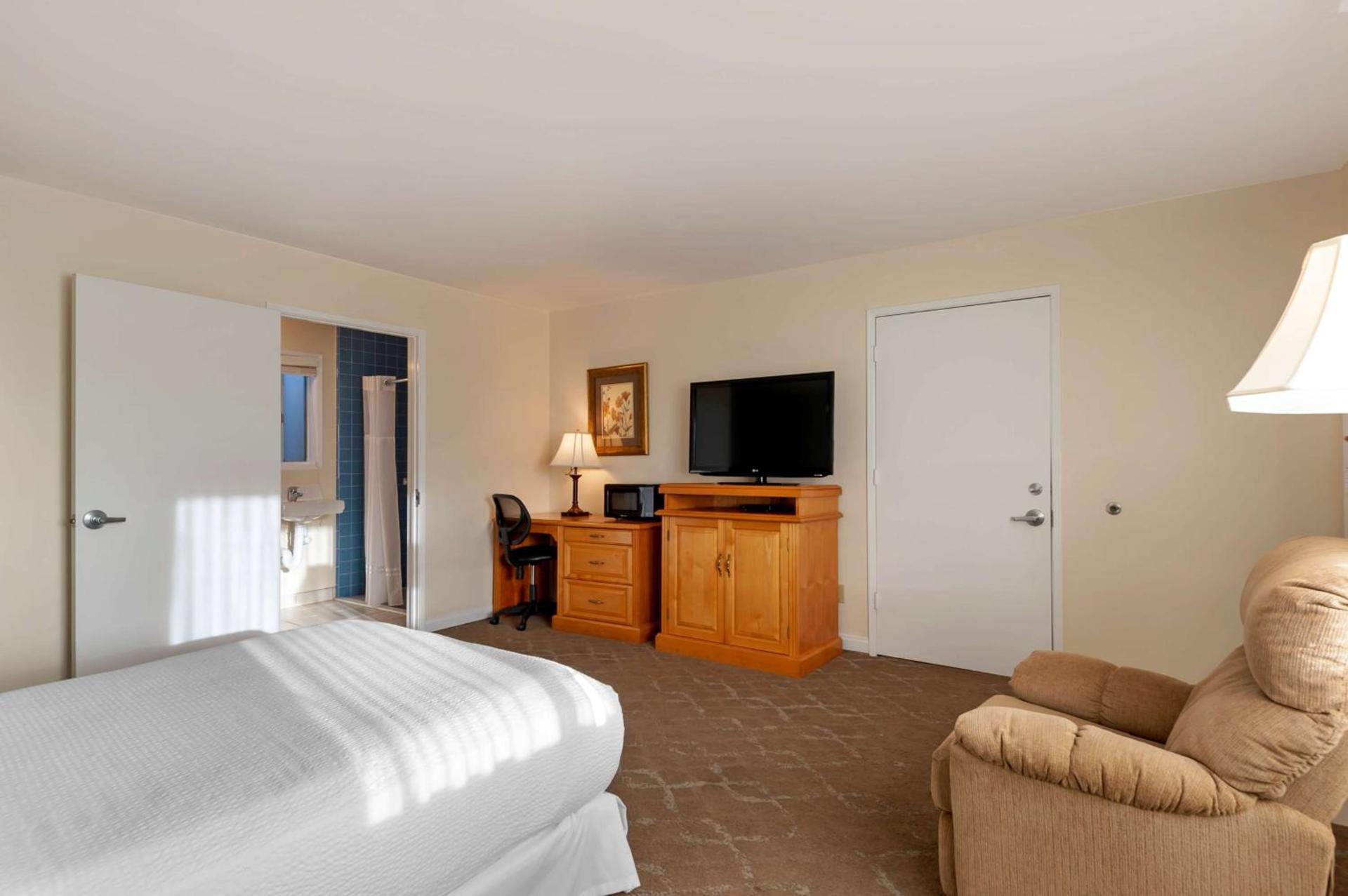 Best Western Plus Santa Barbara photo 27