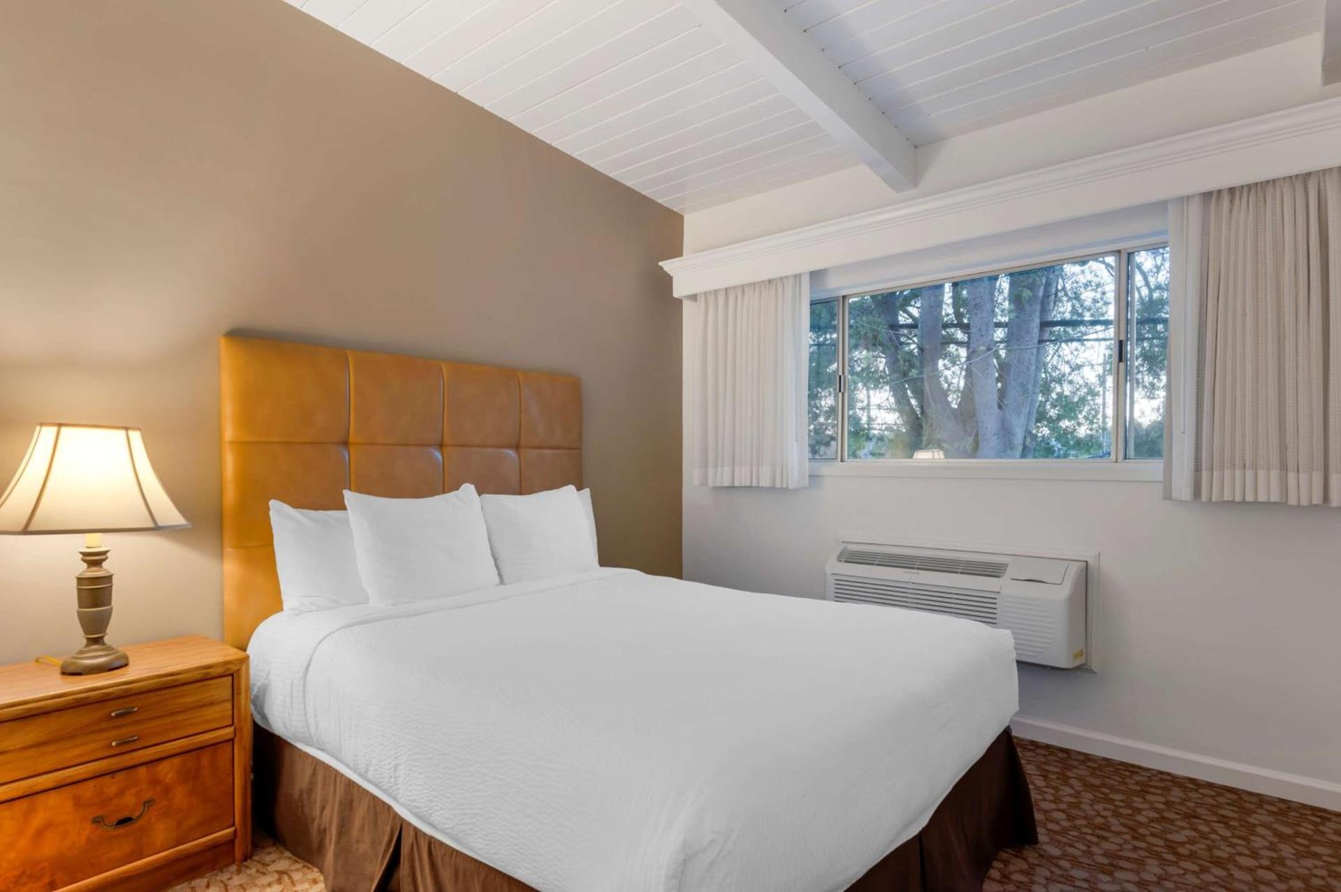Best Western Plus Santa Barbara photo 38