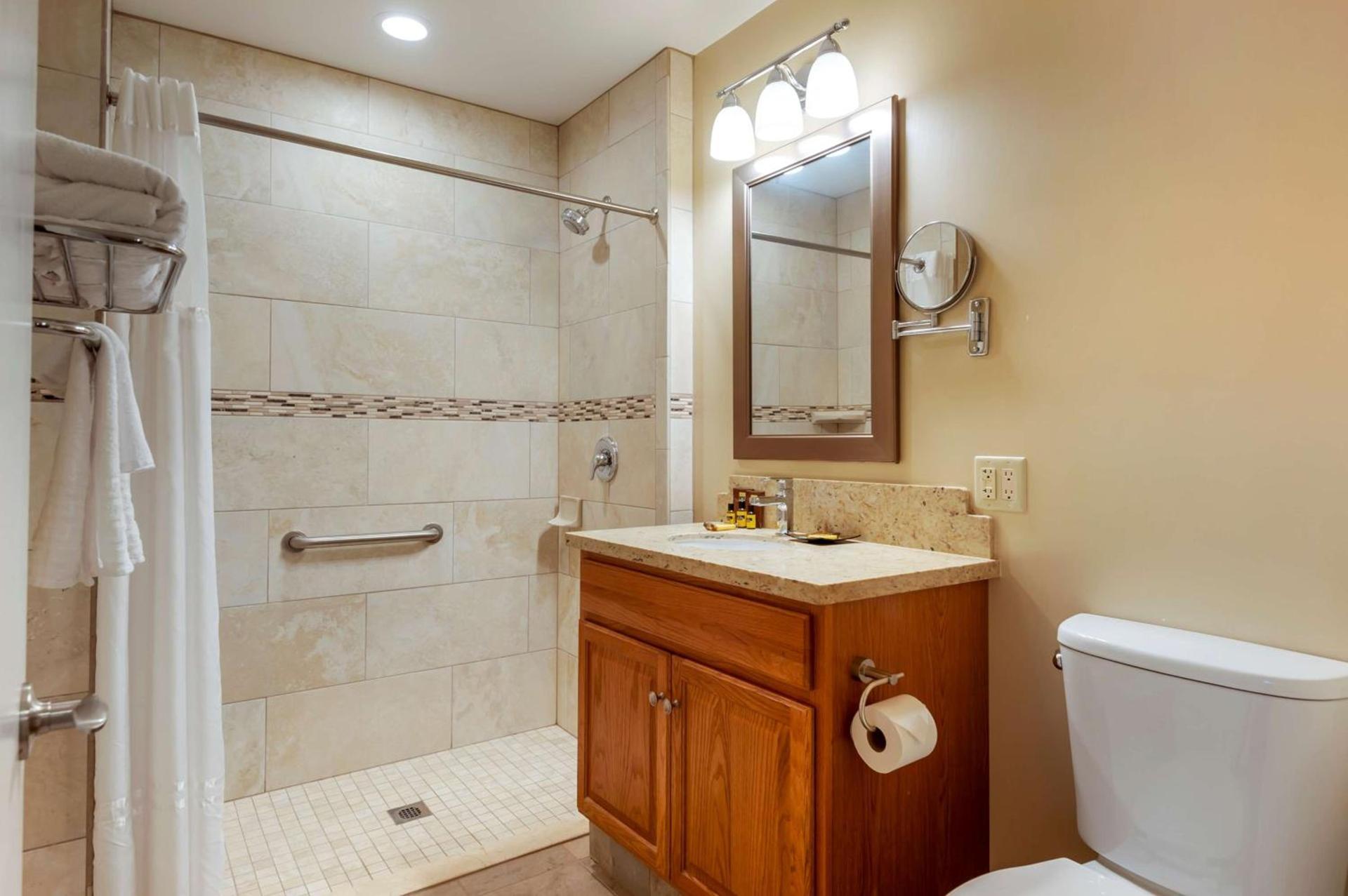 Best Western Plus Santa Barbara photo 42