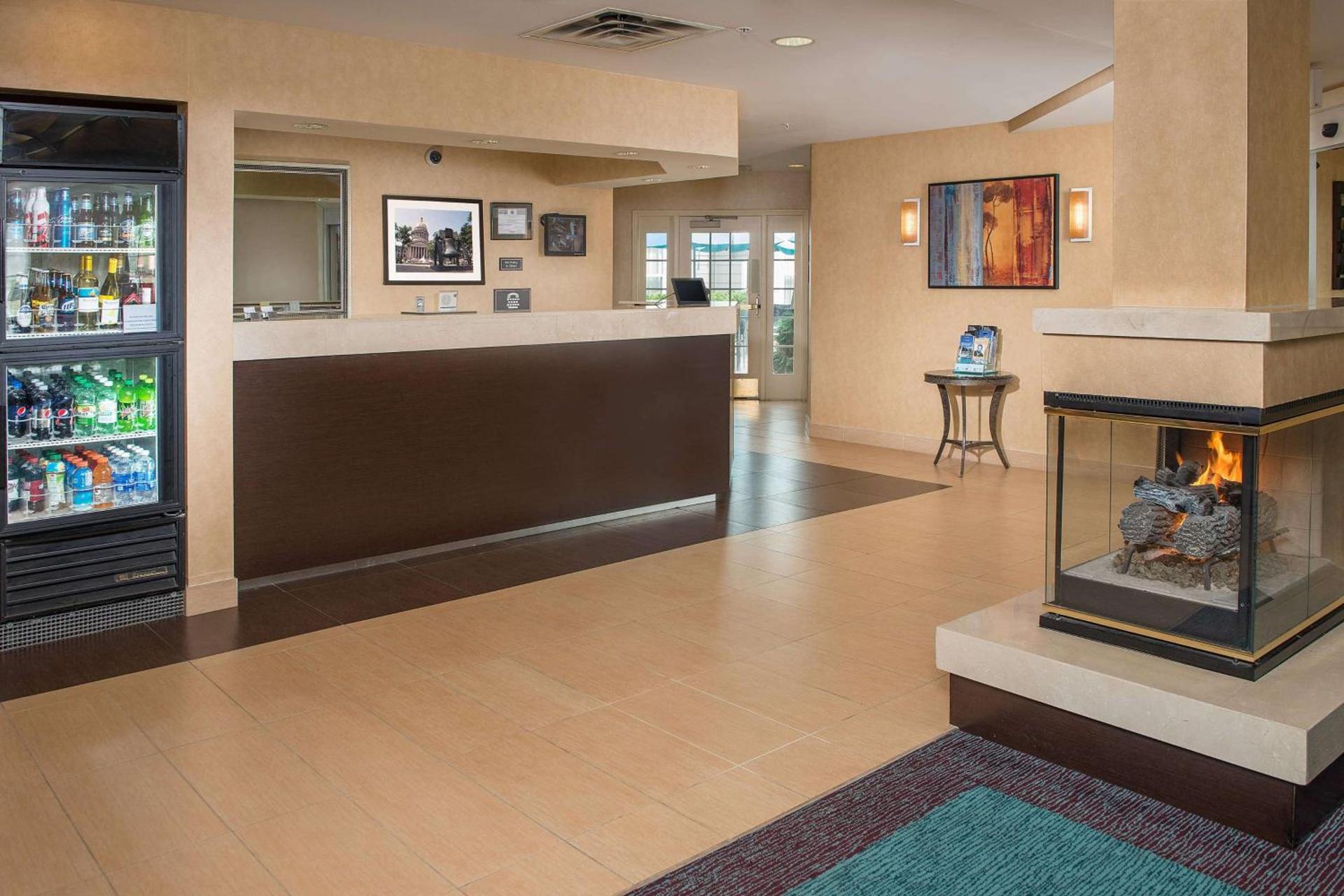 Sonesta ES Suites Charleston photo 6