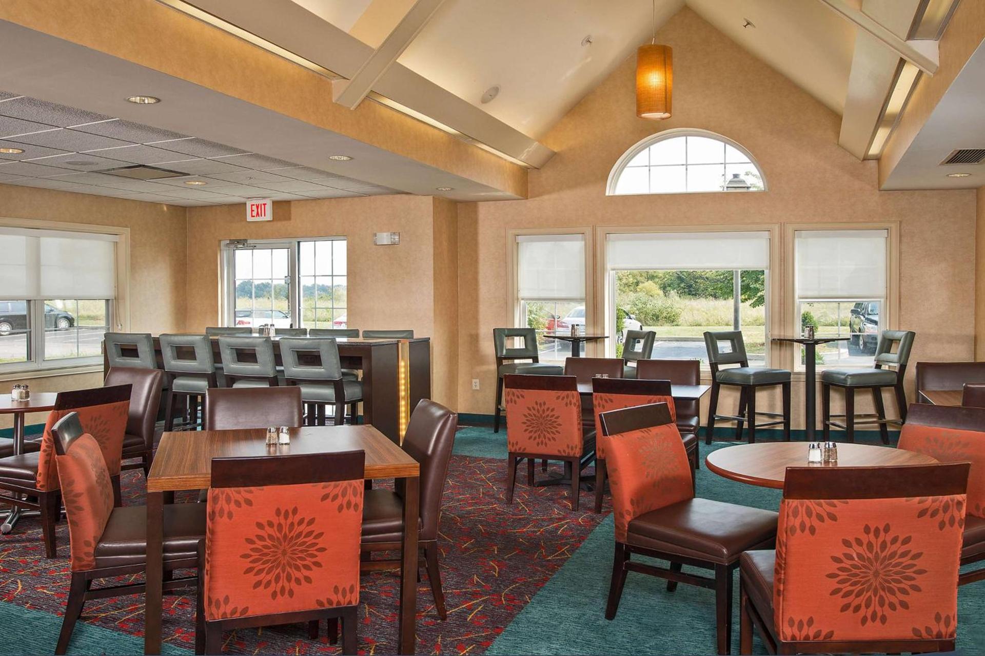 Sonesta ES Suites Charleston photo 7