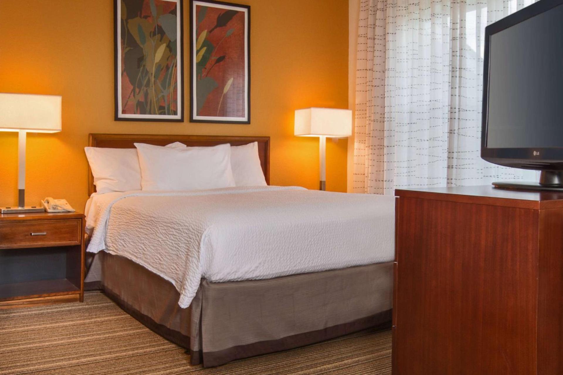 Sonesta ES Suites Charleston photo 17