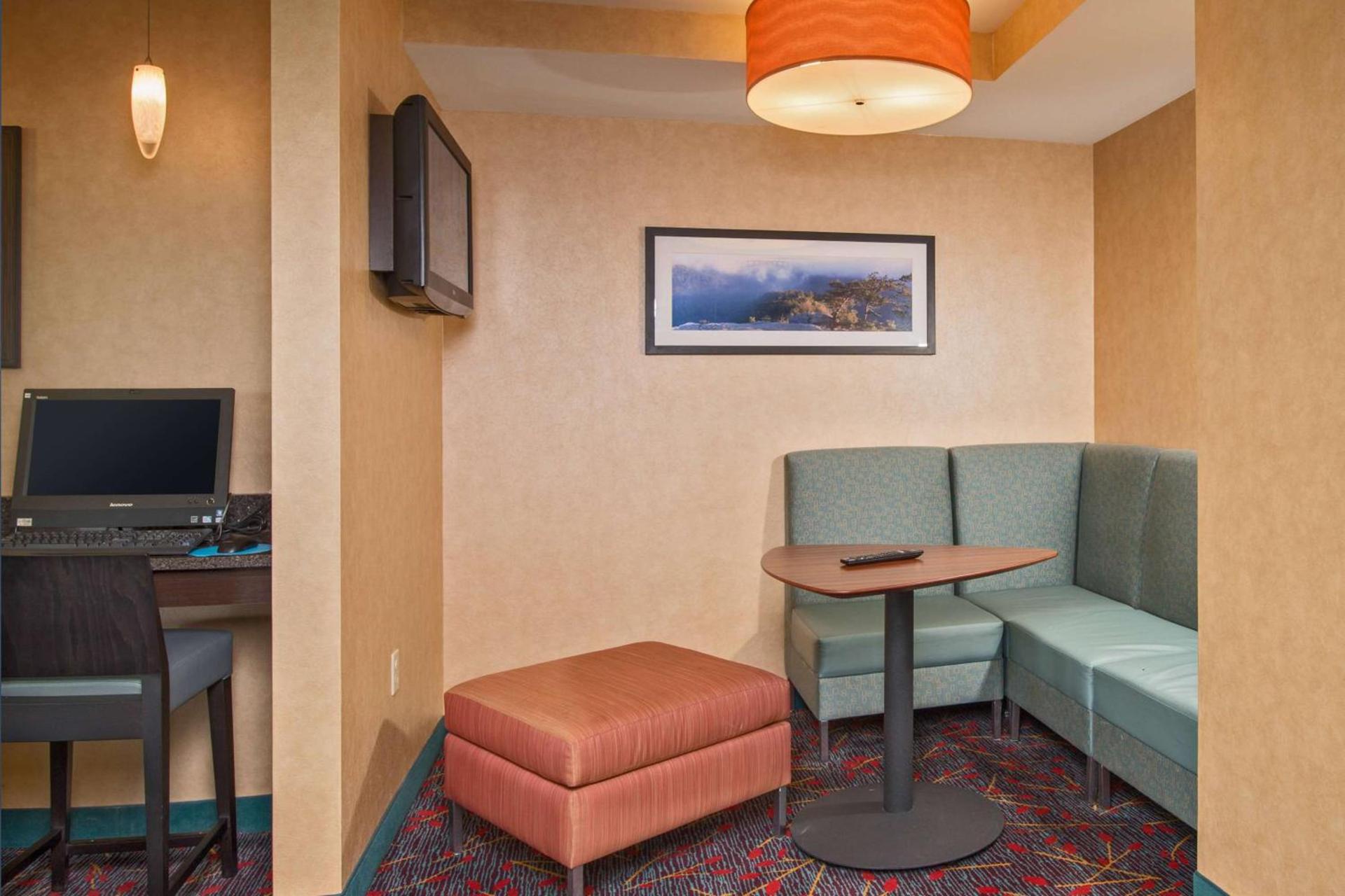 Sonesta ES Suites Charleston photo 14