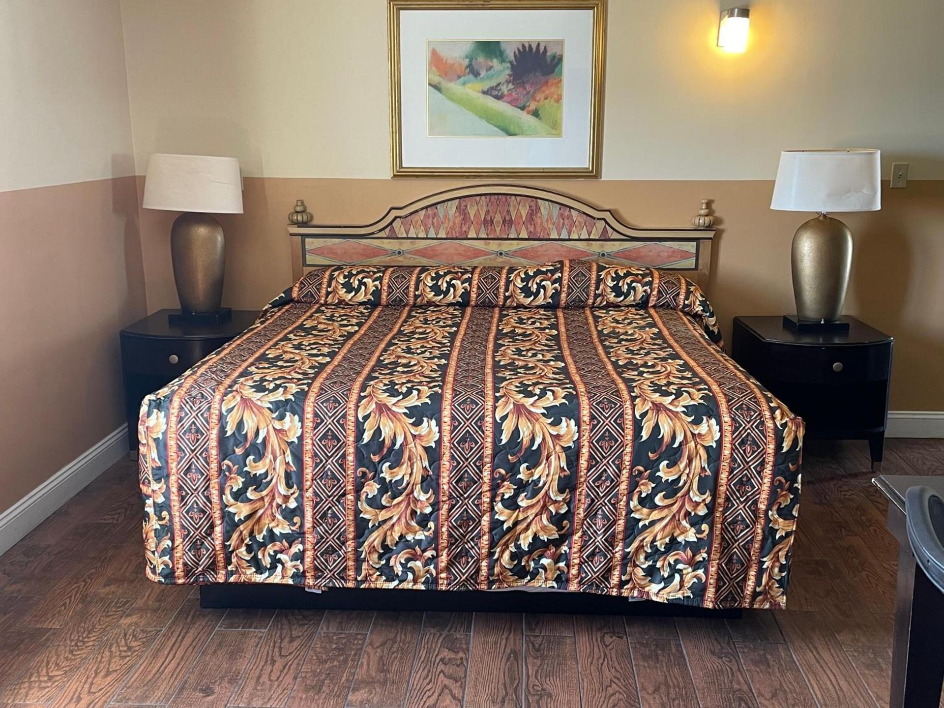Sea Palace Inn photo 10