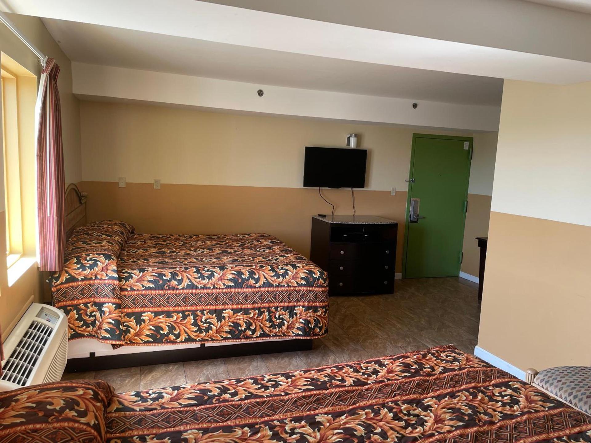 Sea Palace Inn photo 8