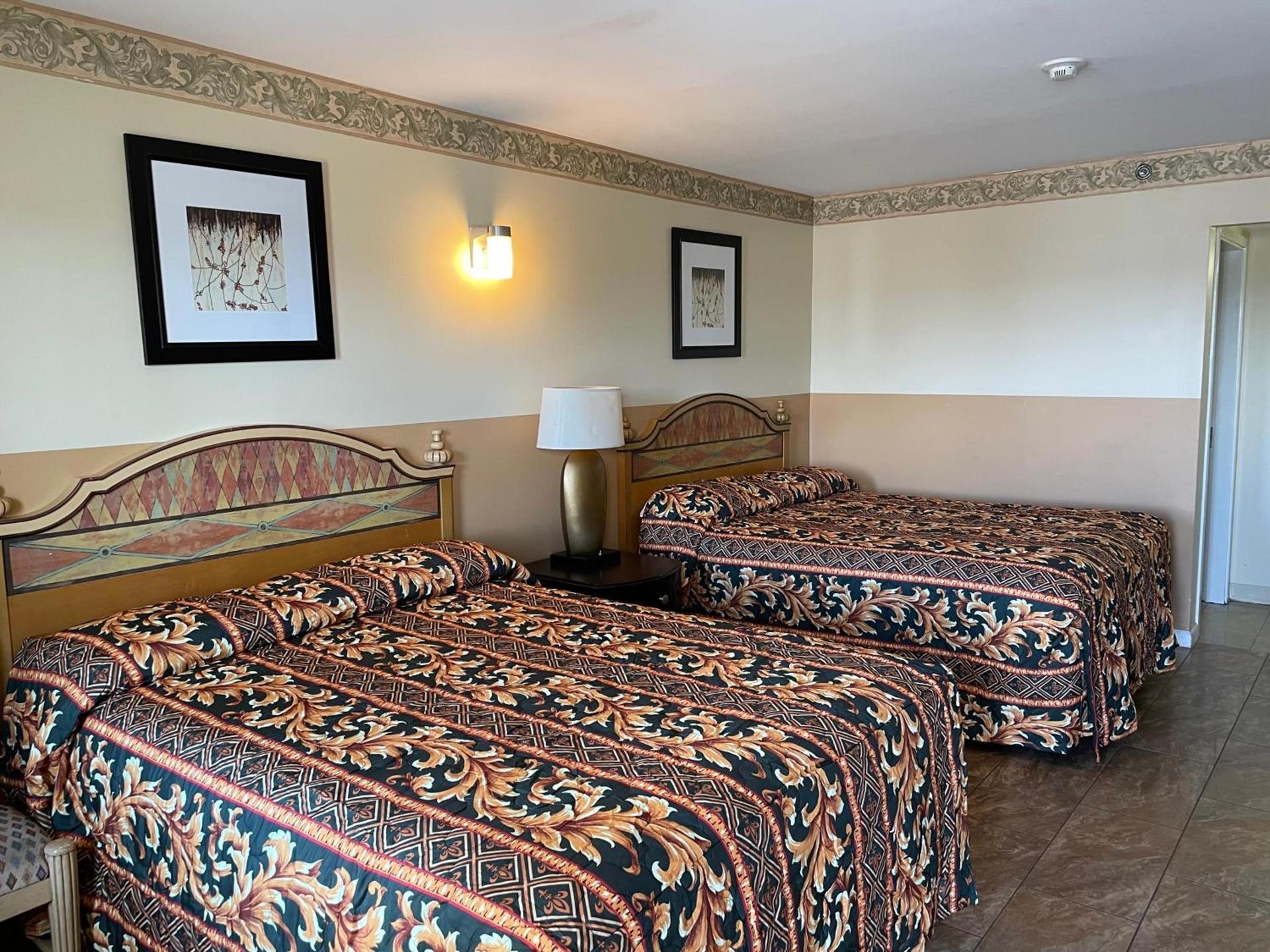 Sea Palace Inn photo 7