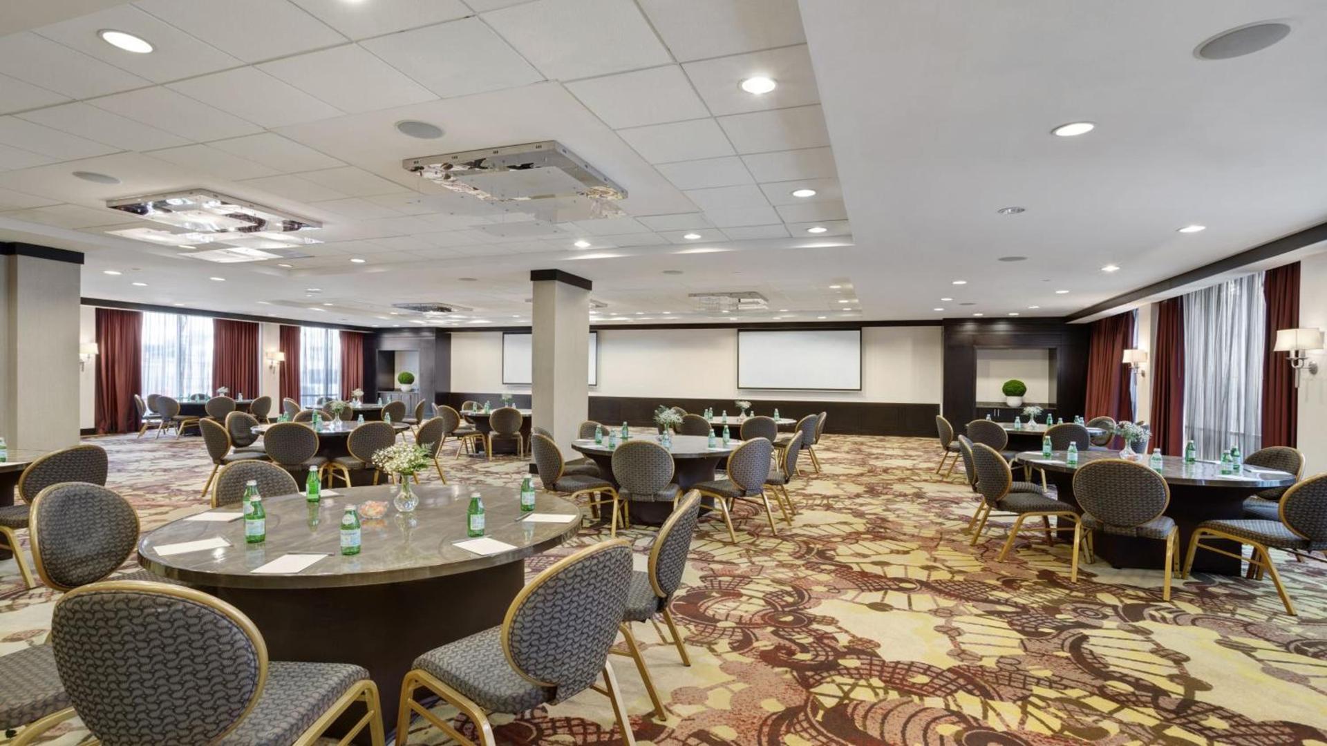 Crowne Plaza Houston Galleria Area by IHG photo 35