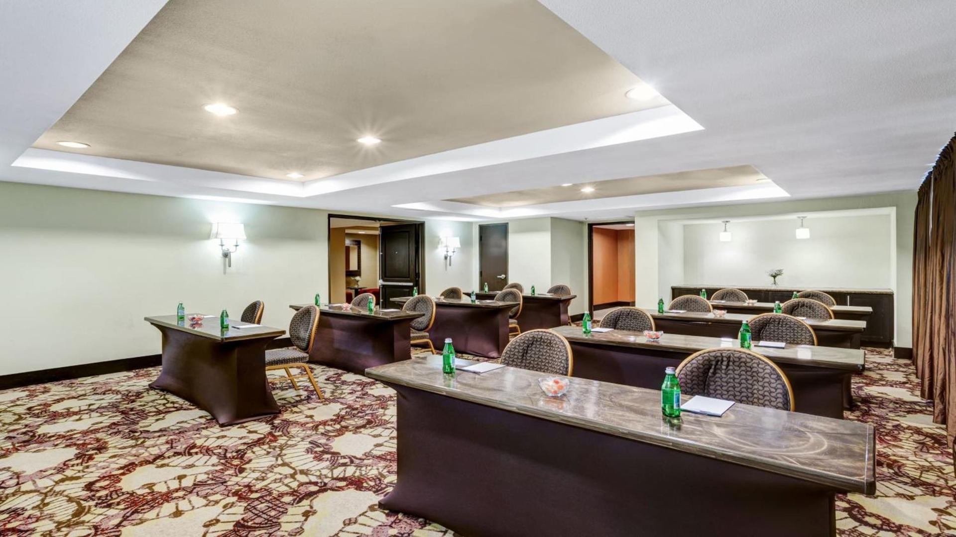 Crowne Plaza Houston Galleria Area by IHG photo 36