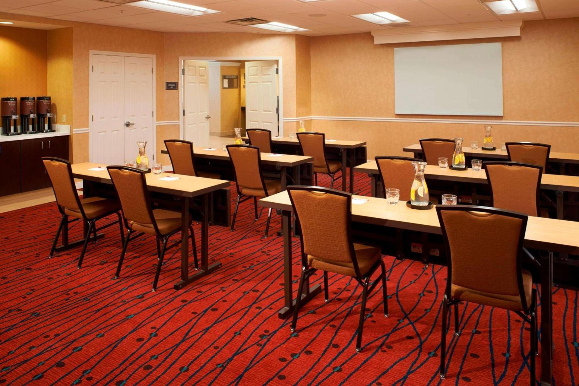 Sonesta ES Suites Chicago Waukegan Gurnee photo 15