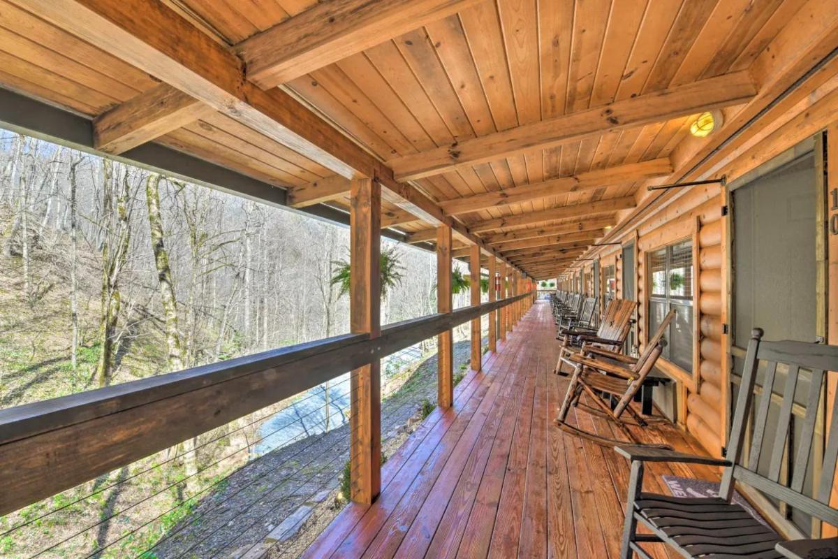 The Lodge Nantahala River photo 3