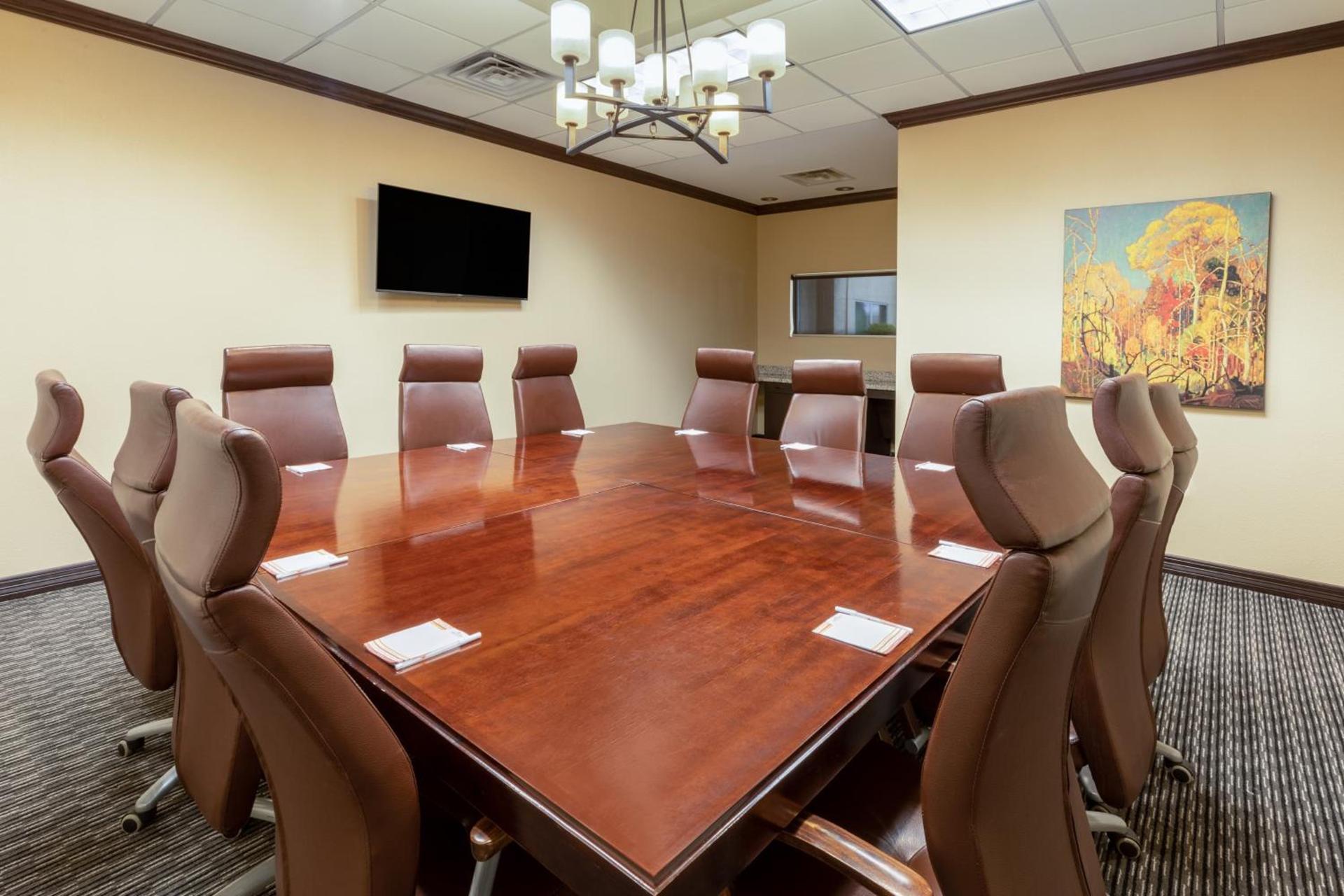 Hawthorn Suites by Wyndham Lubbock photo 54