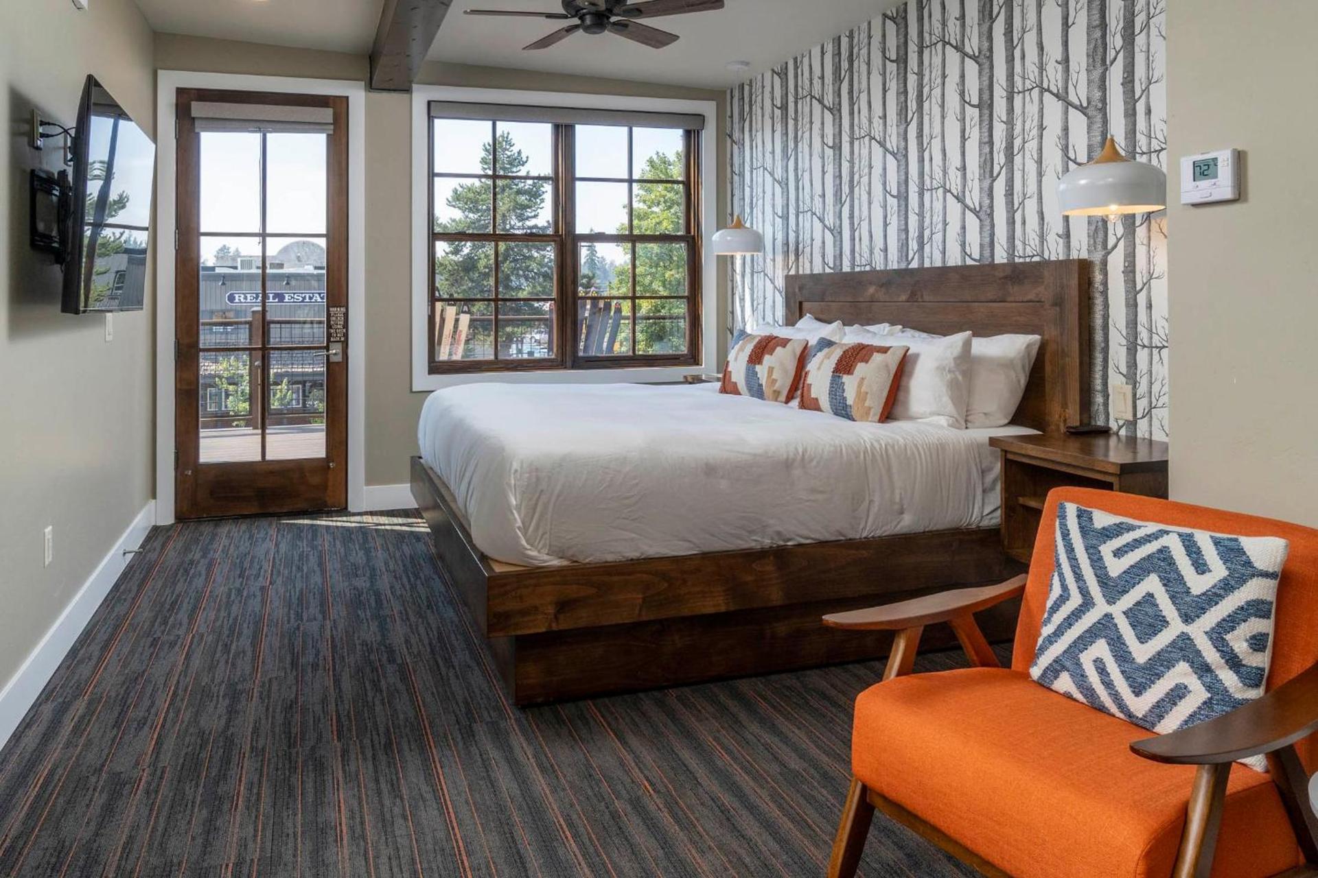 Ski Inn Taphouse Hotel photo 21