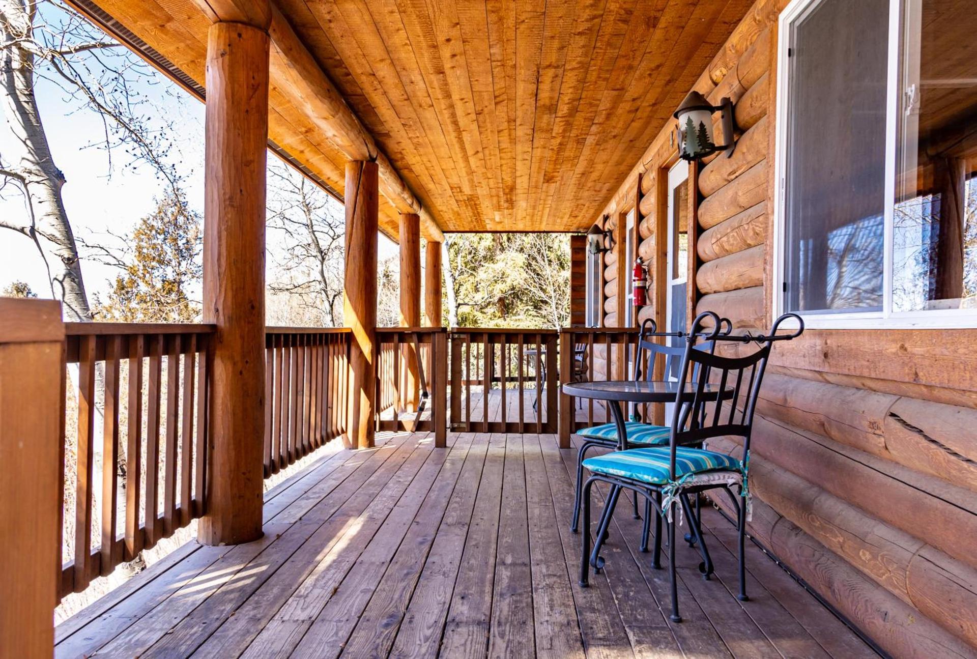Half Moon Lake Lodge photo 5