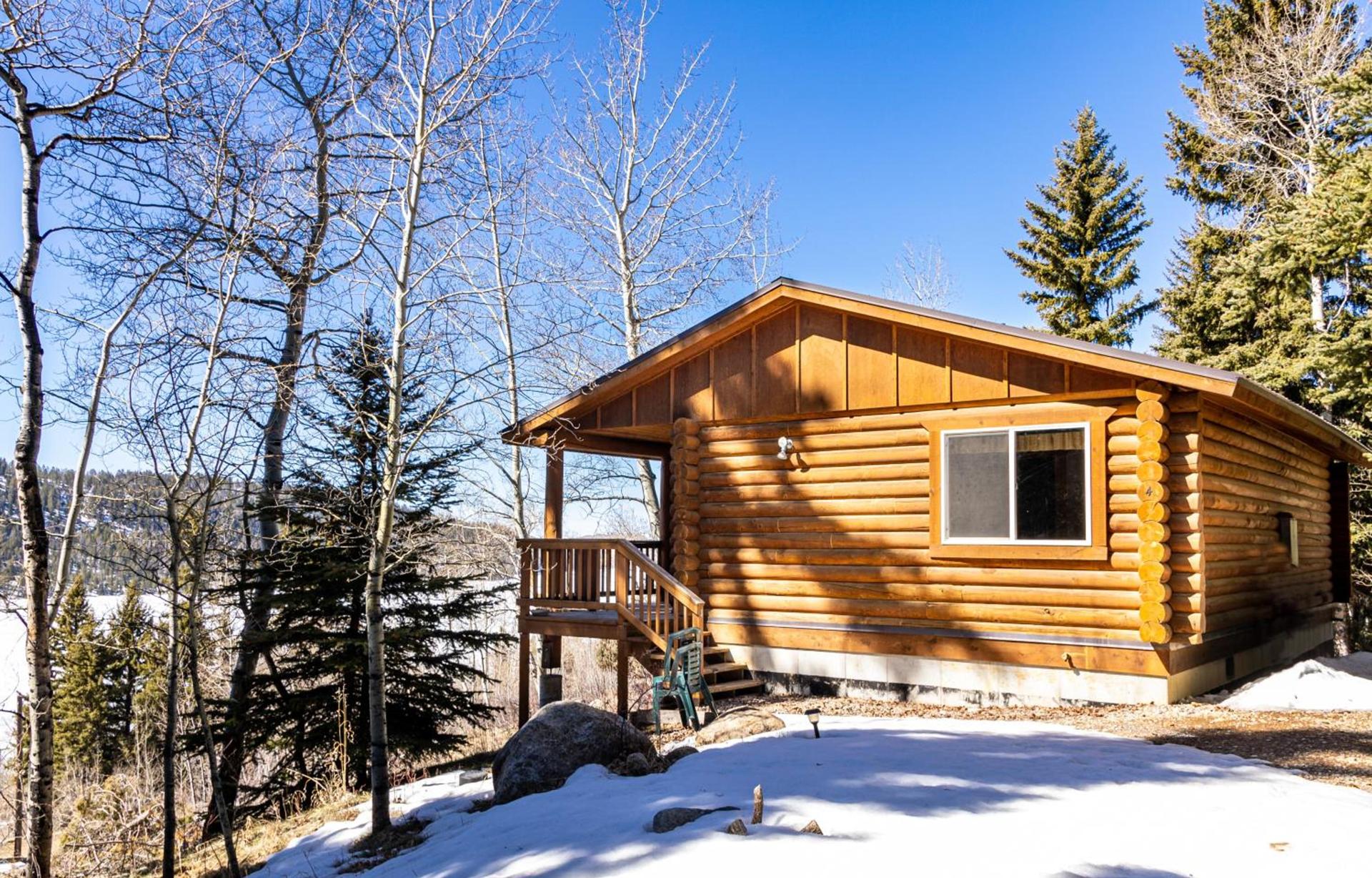 Half Moon Lake Lodge photo 3