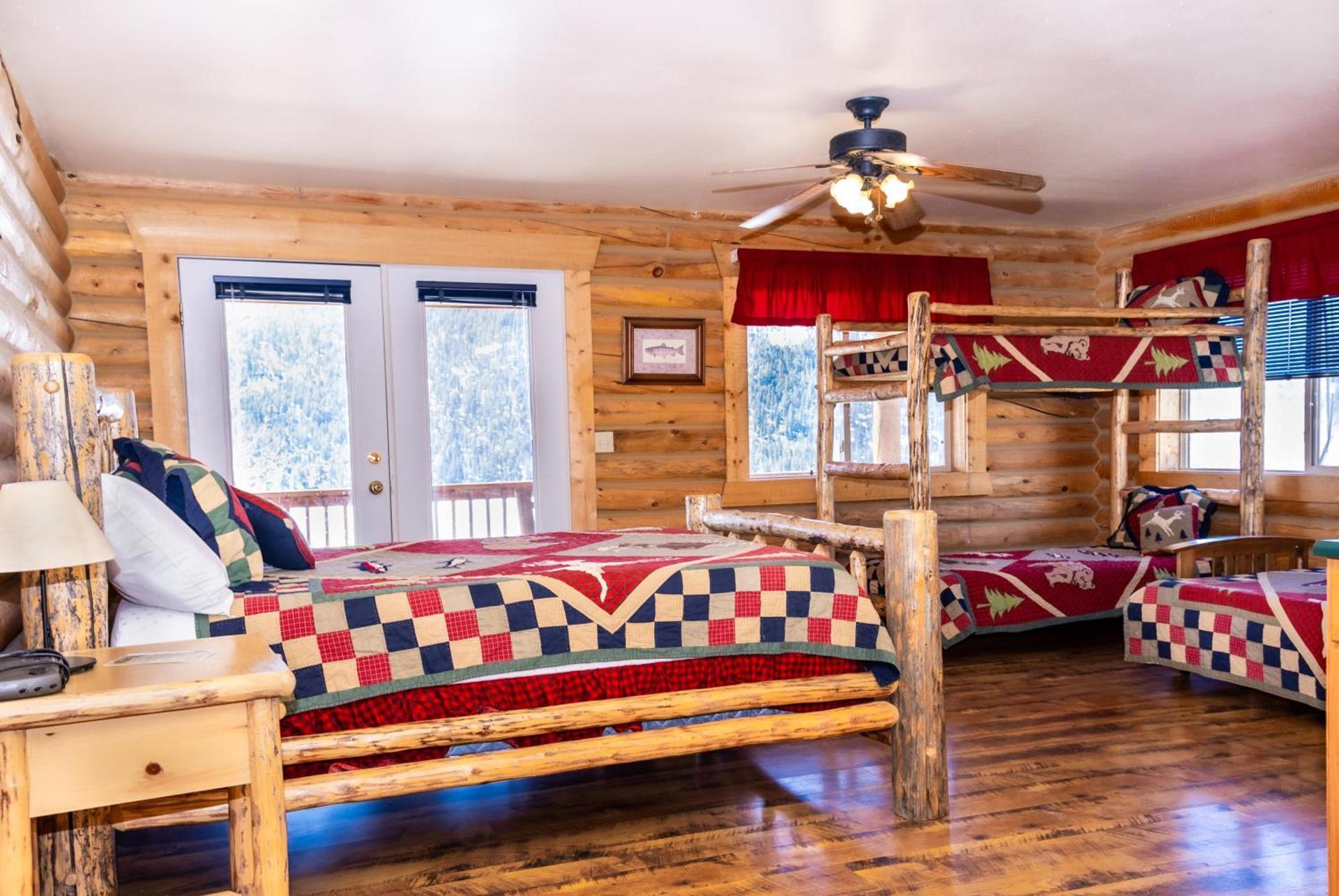 Half Moon Lake Lodge photo 10