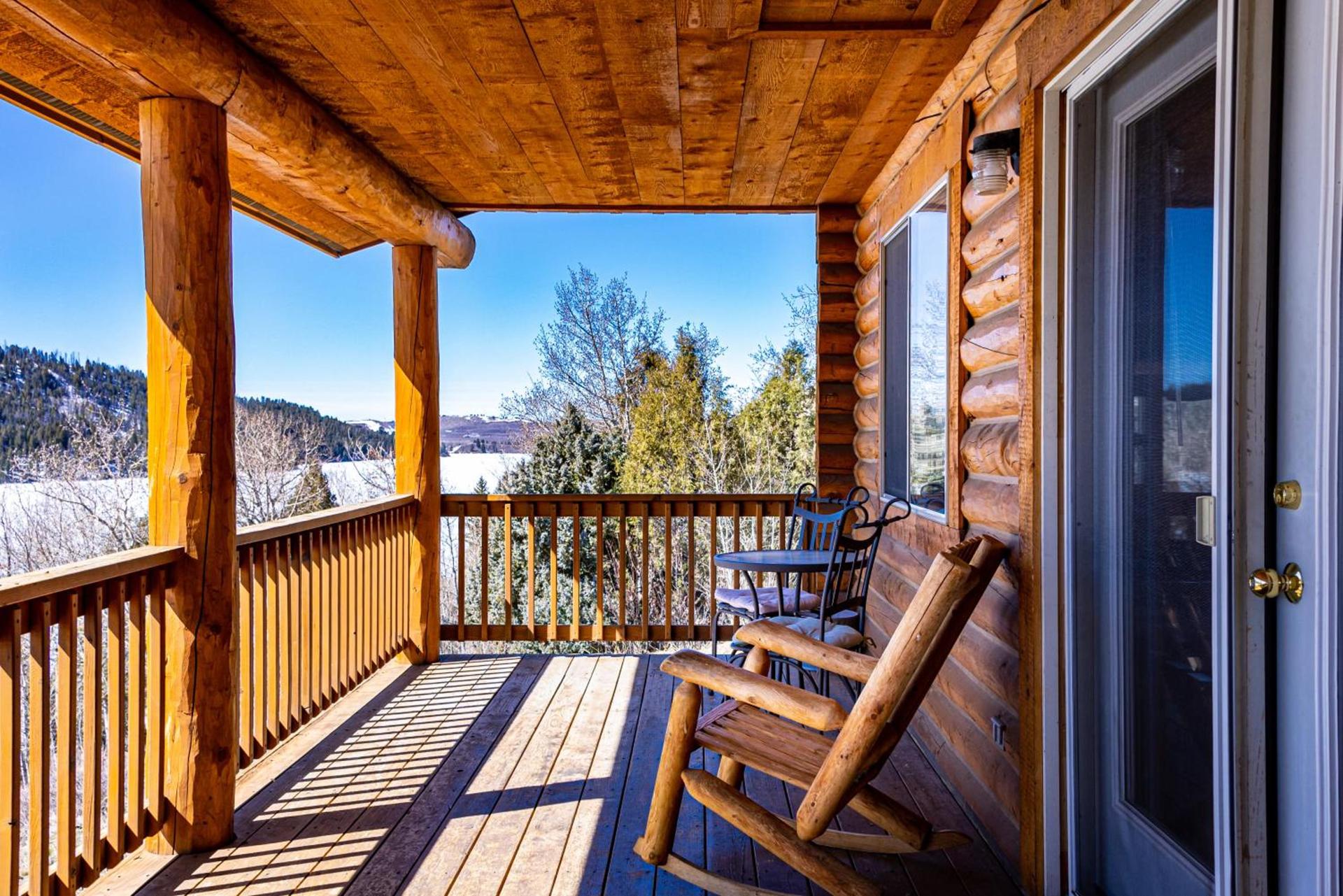 Half Moon Lake Lodge photo 2