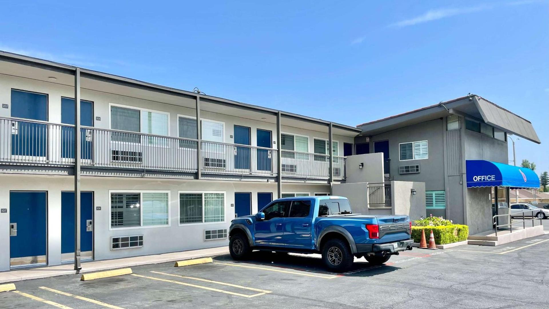 Motel 6 Pico Rivera - Los Angeles, CA photo 2