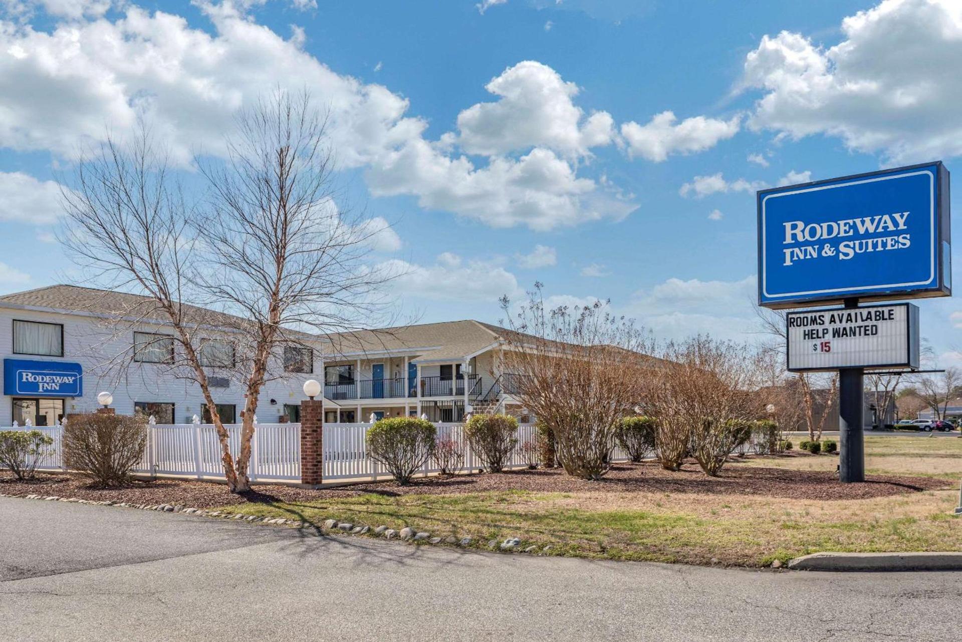 Rodeway Inn & Suites Rehoboth Beach photo 2