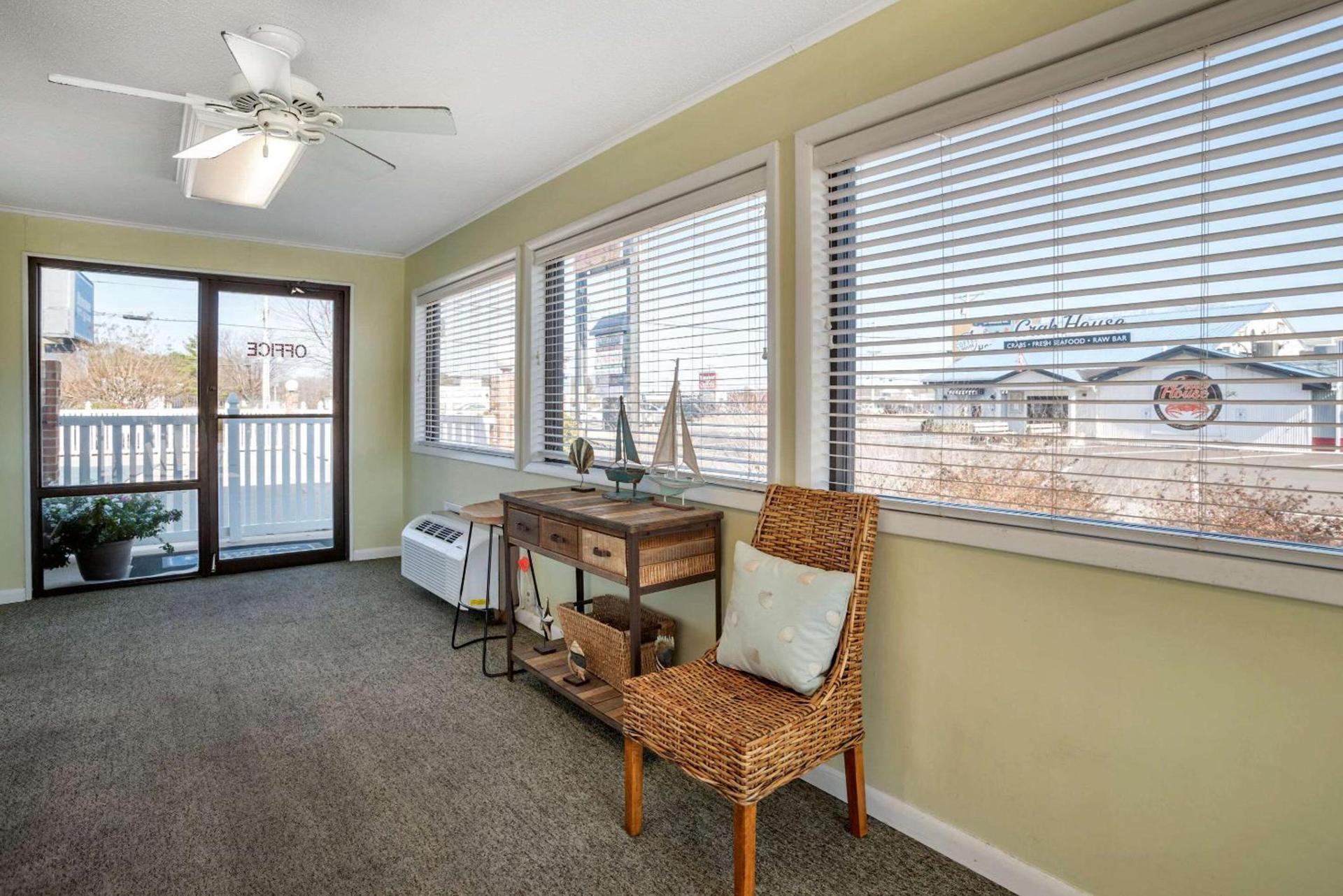 Rodeway Inn & Suites Rehoboth Beach photo 4