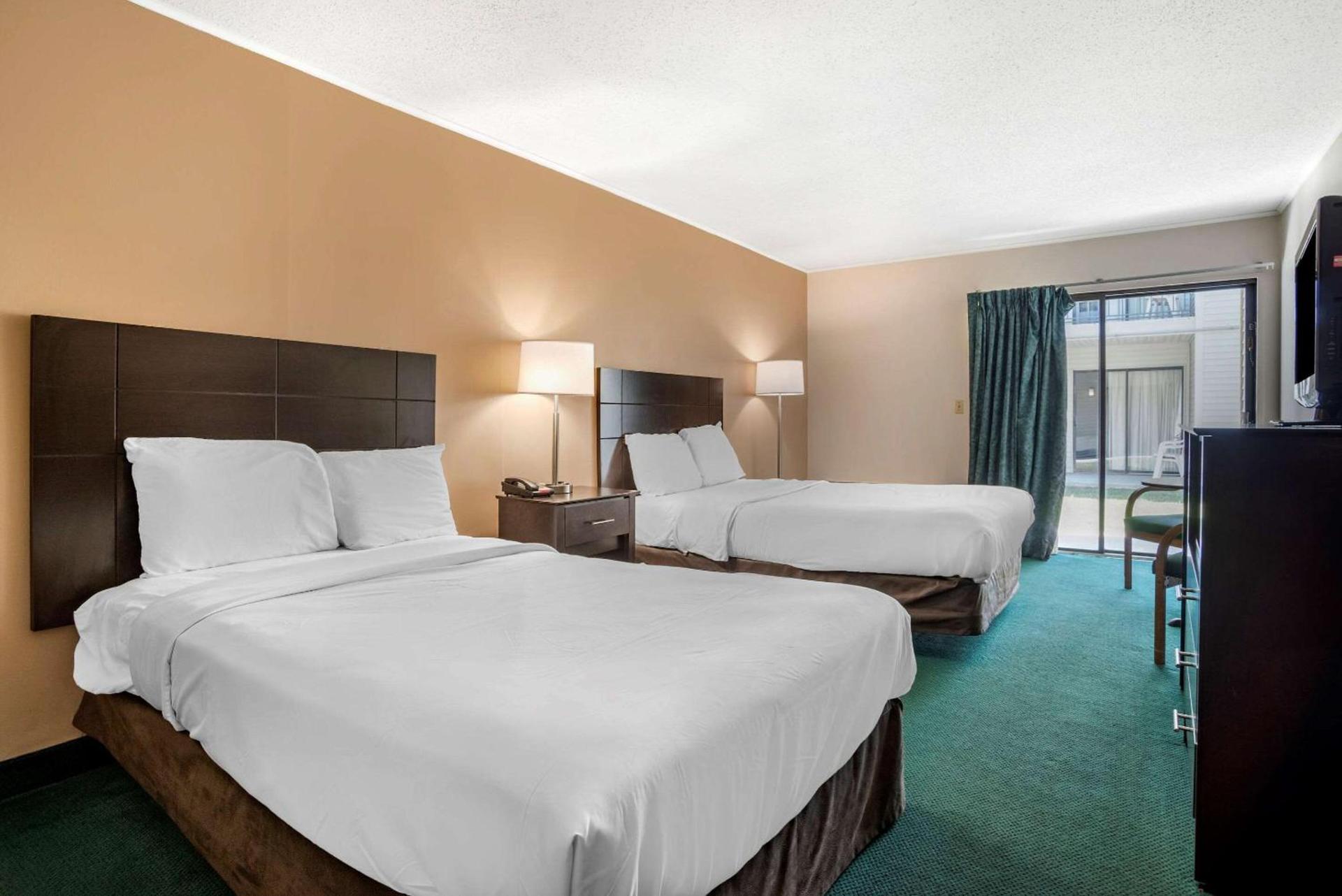 Rodeway Inn & Suites Rehoboth Beach photo 9