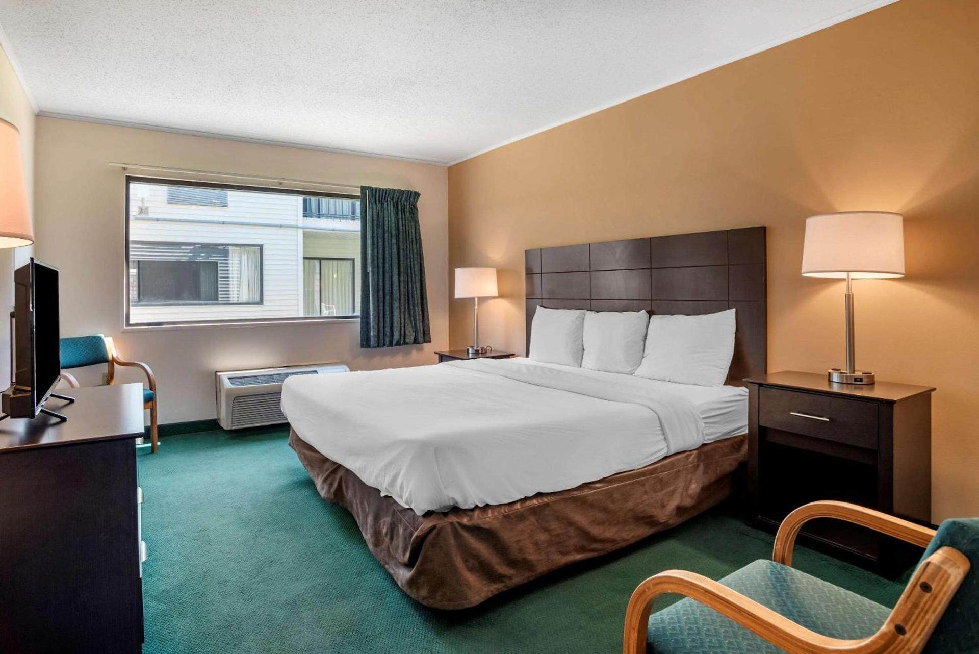Rodeway Inn & Suites Rehoboth Beach photo 18