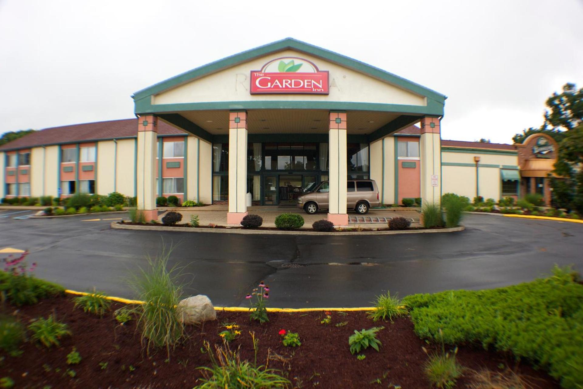 The Garden Inn photo 1