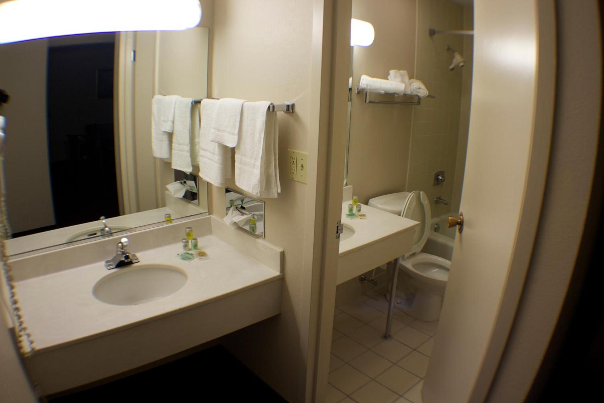 The Garden Inn photo 15