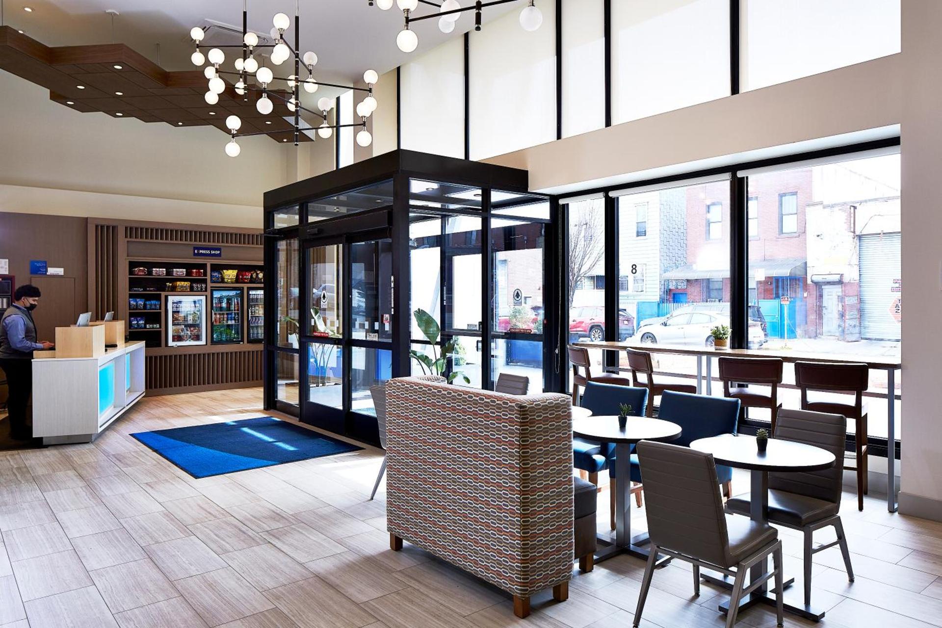 Holiday Inn Express - NYC Brooklyn - Sunset Park by IHG photo 21