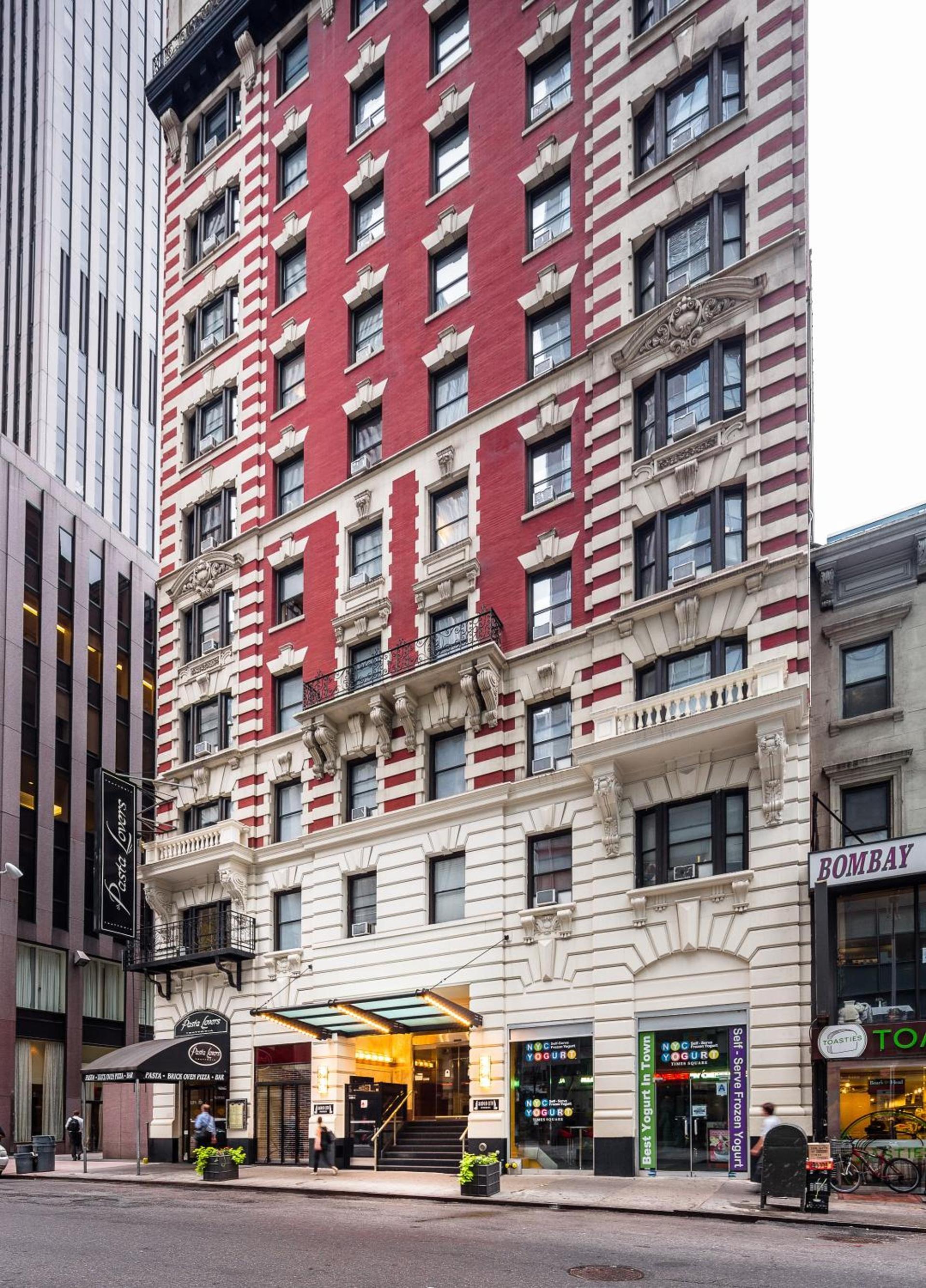 Radio City Apartments photo 17