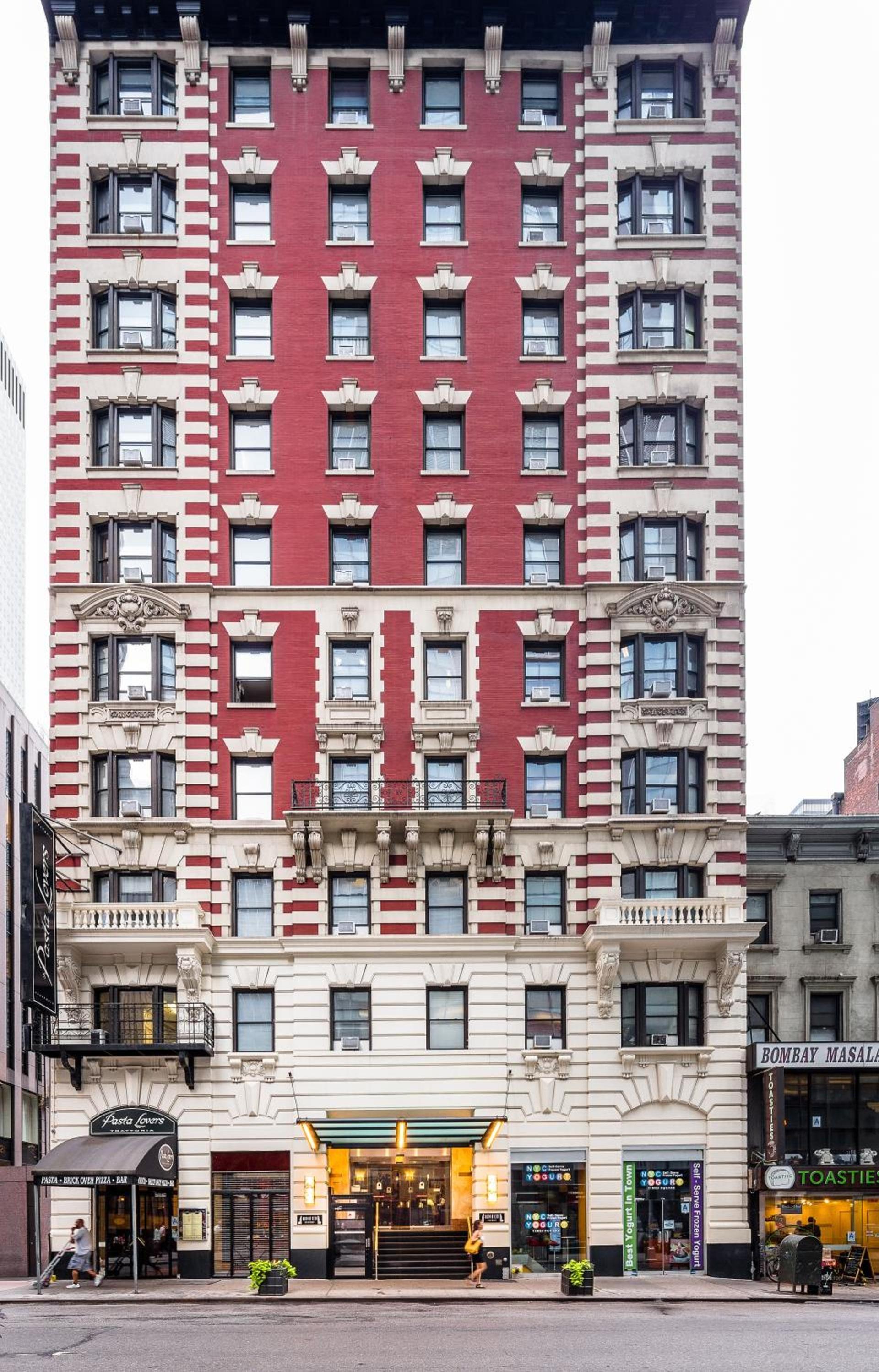 Radio City Apartments photo 10