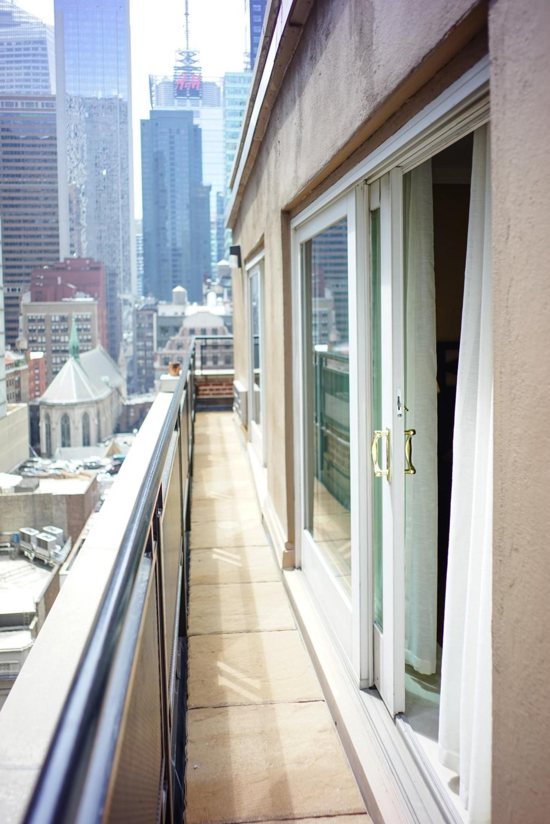 Radio City Apartments photo 16