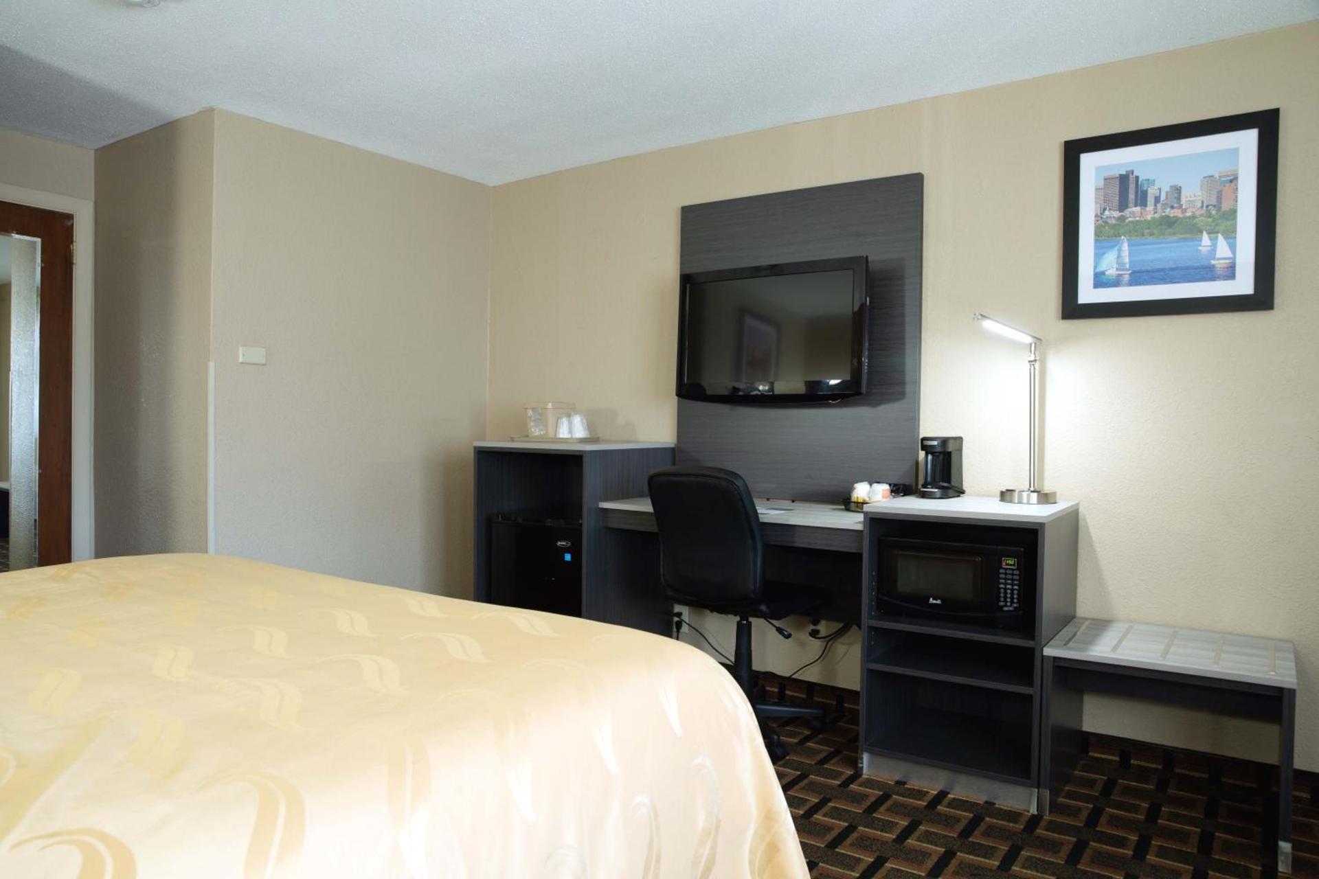 Quality Inn Raynham - Taunton photo 42