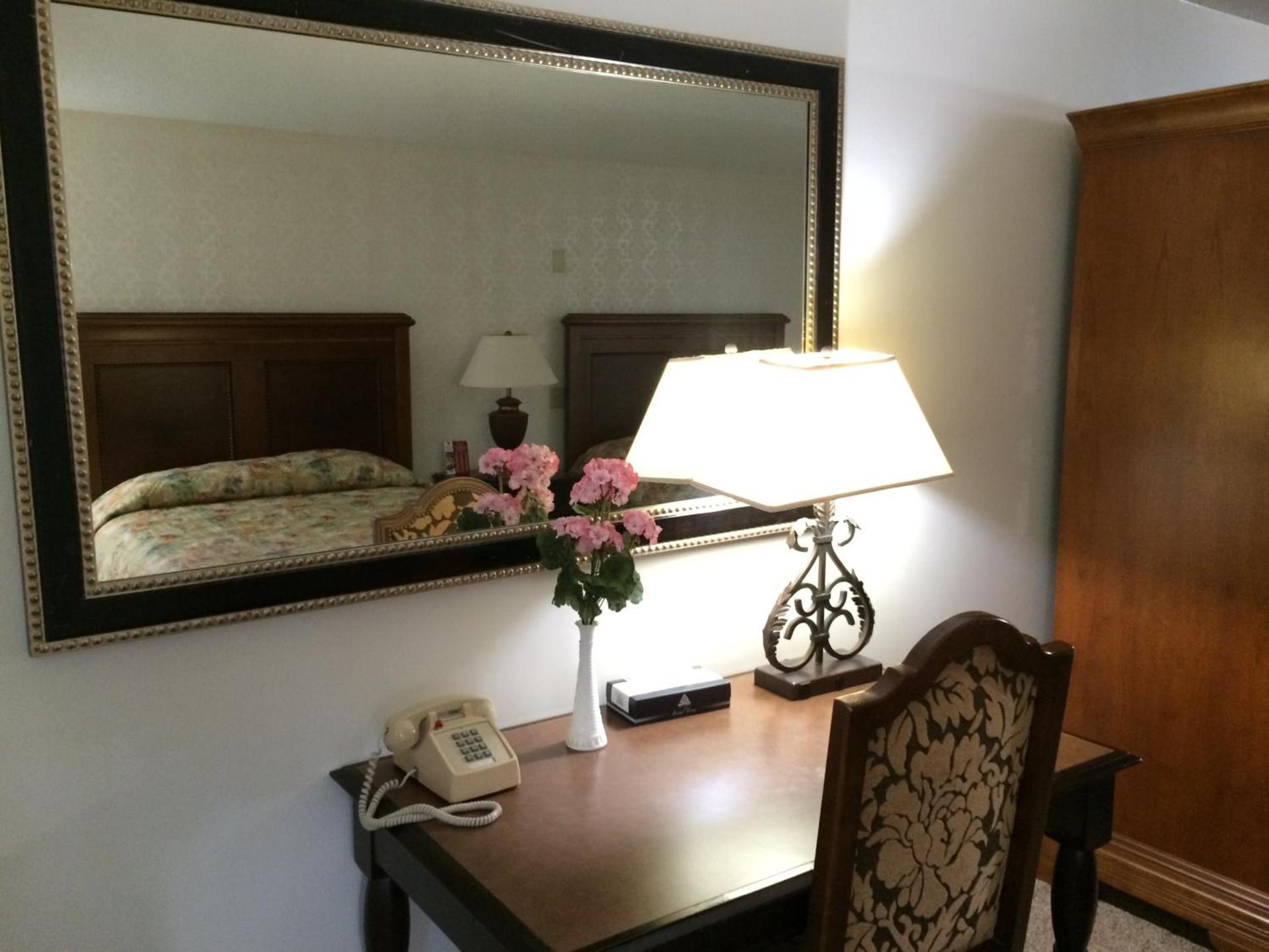 Island Inn photo 19