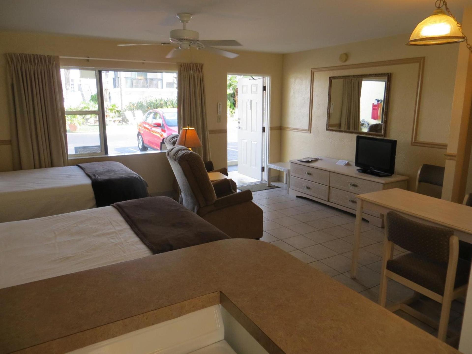 Sand Castle Motel photo 41