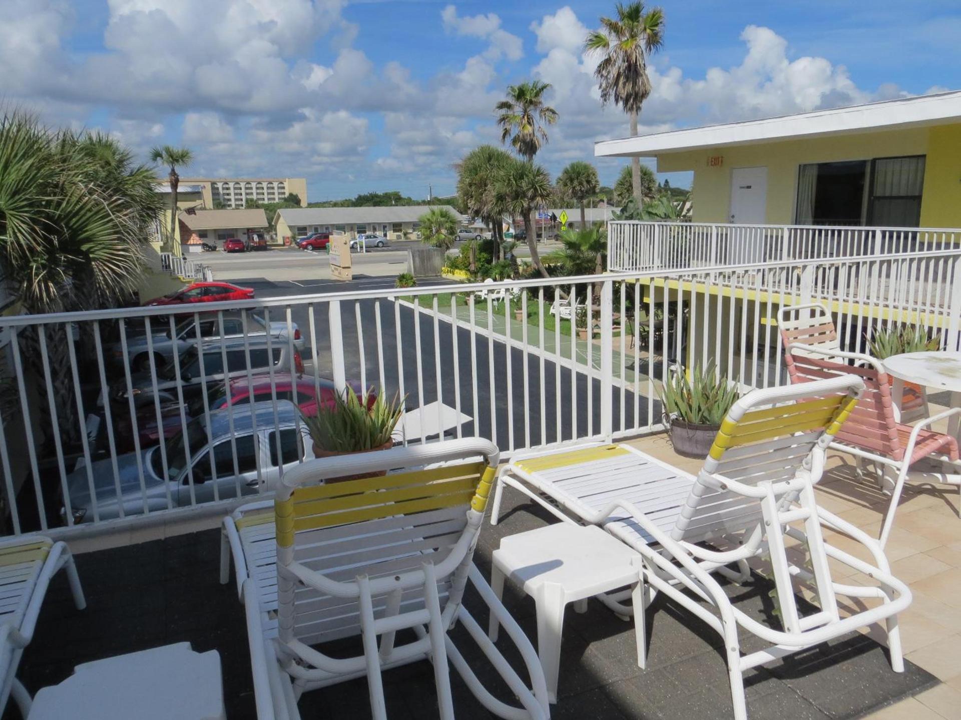 Sand Castle Motel photo 14