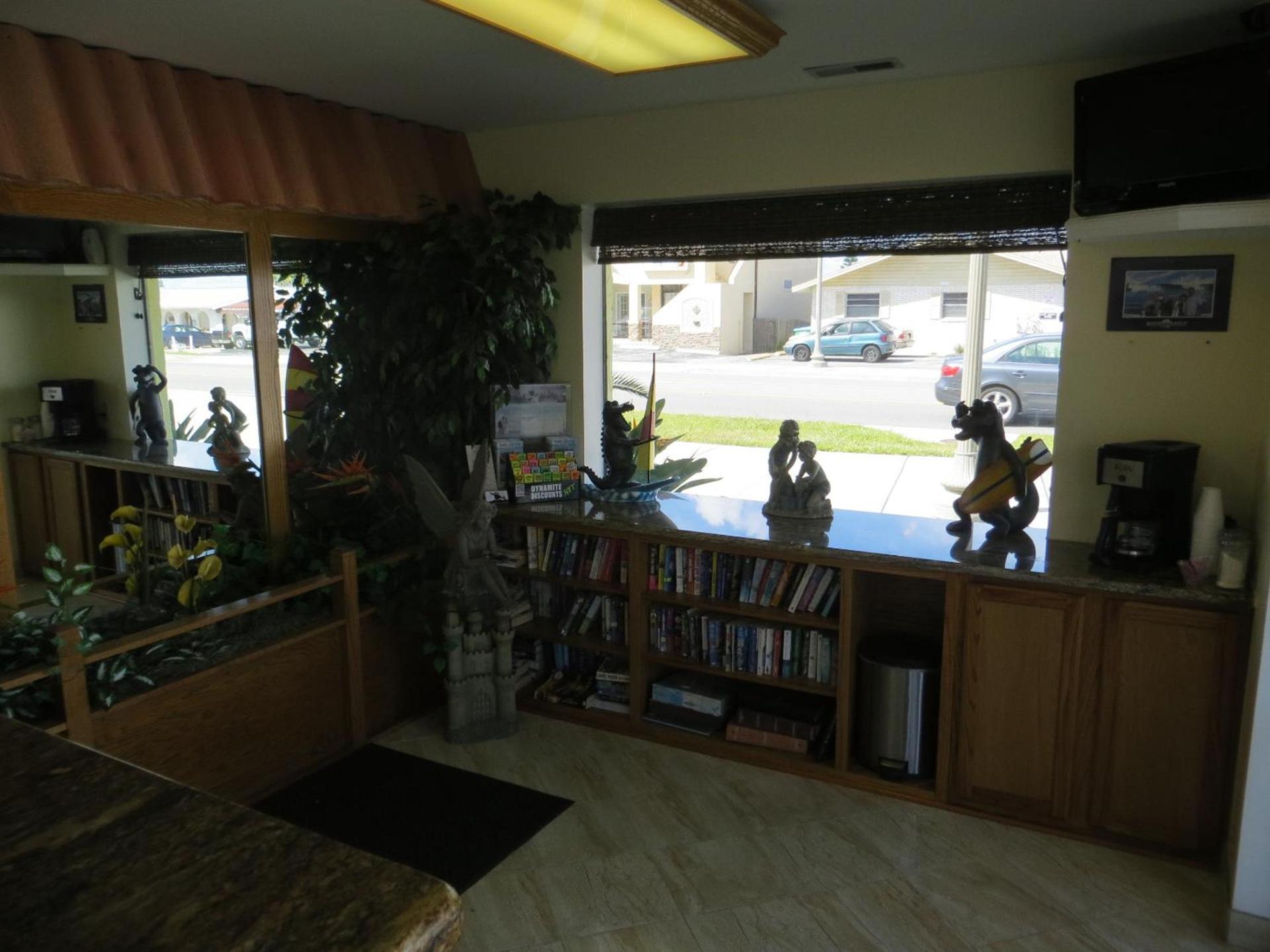 Sand Castle Motel photo 27