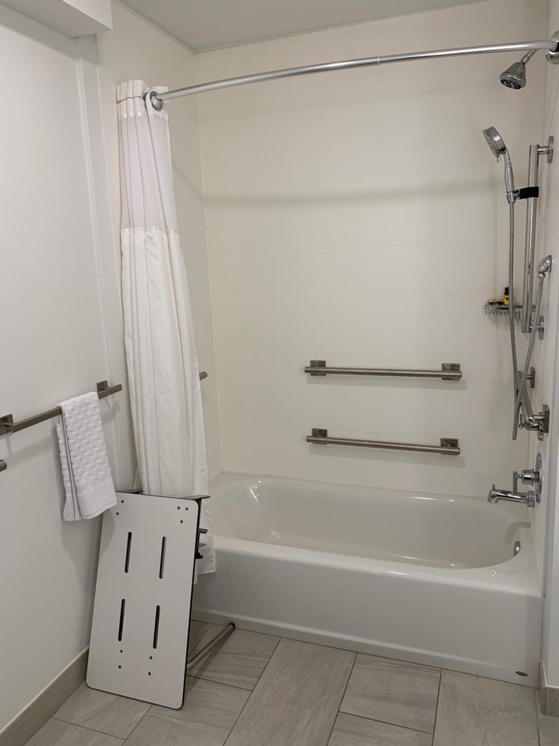 Best Western Plus Executive Suites photo 34