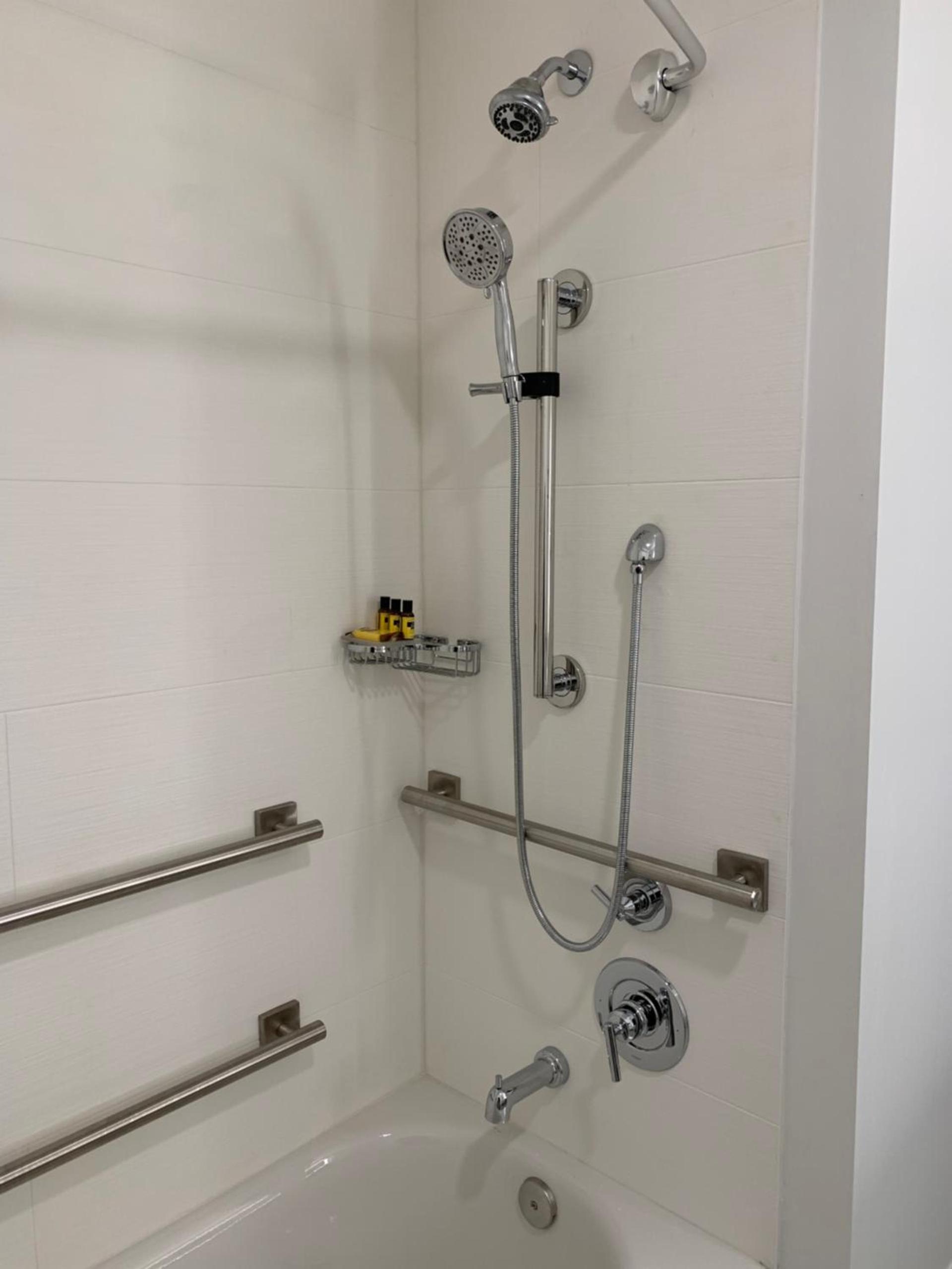 Best Western Plus Executive Suites photo 33