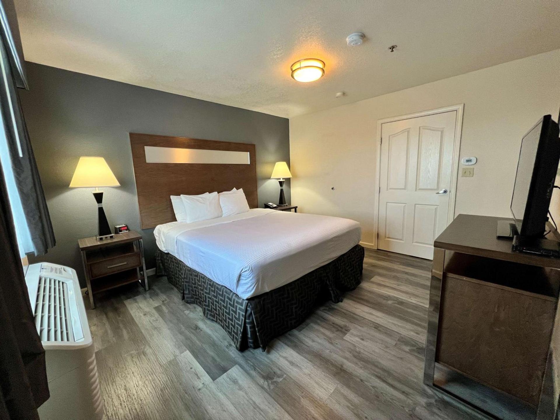 Best Western Americana photo 39