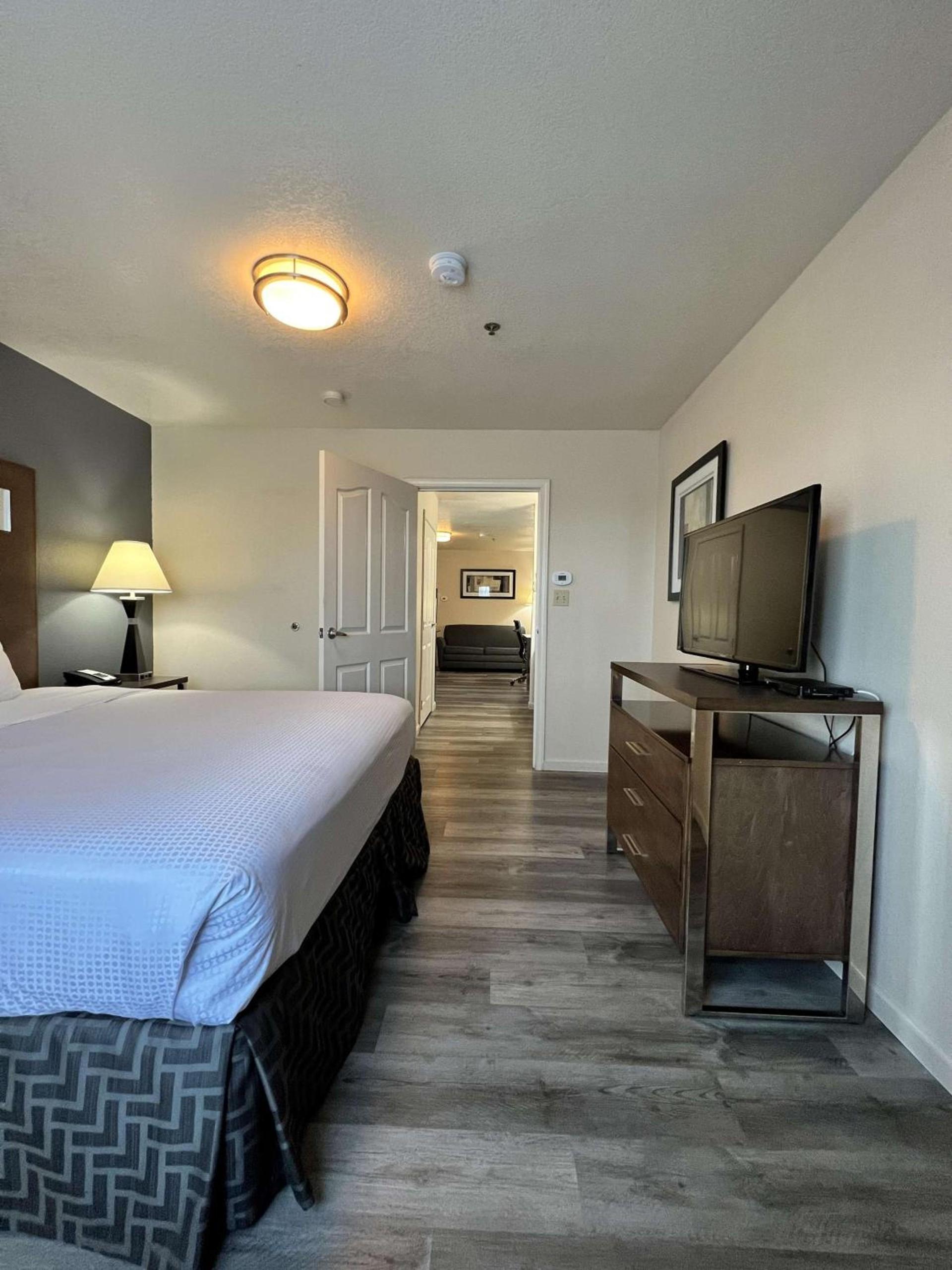 Best Western Americana photo 40