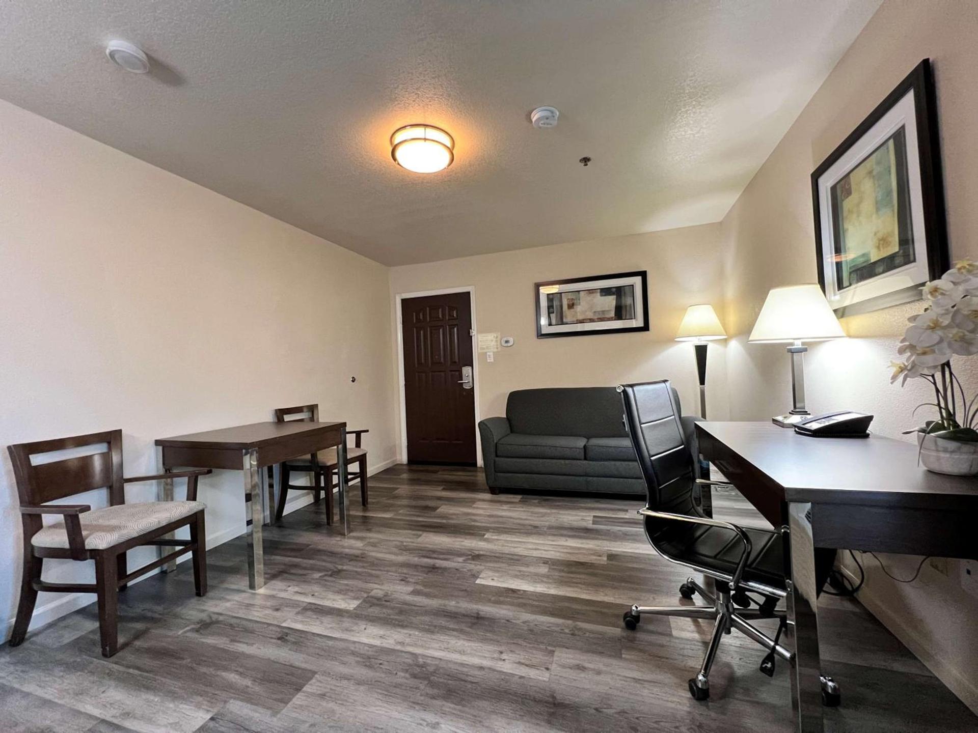 Best Western Americana photo 42