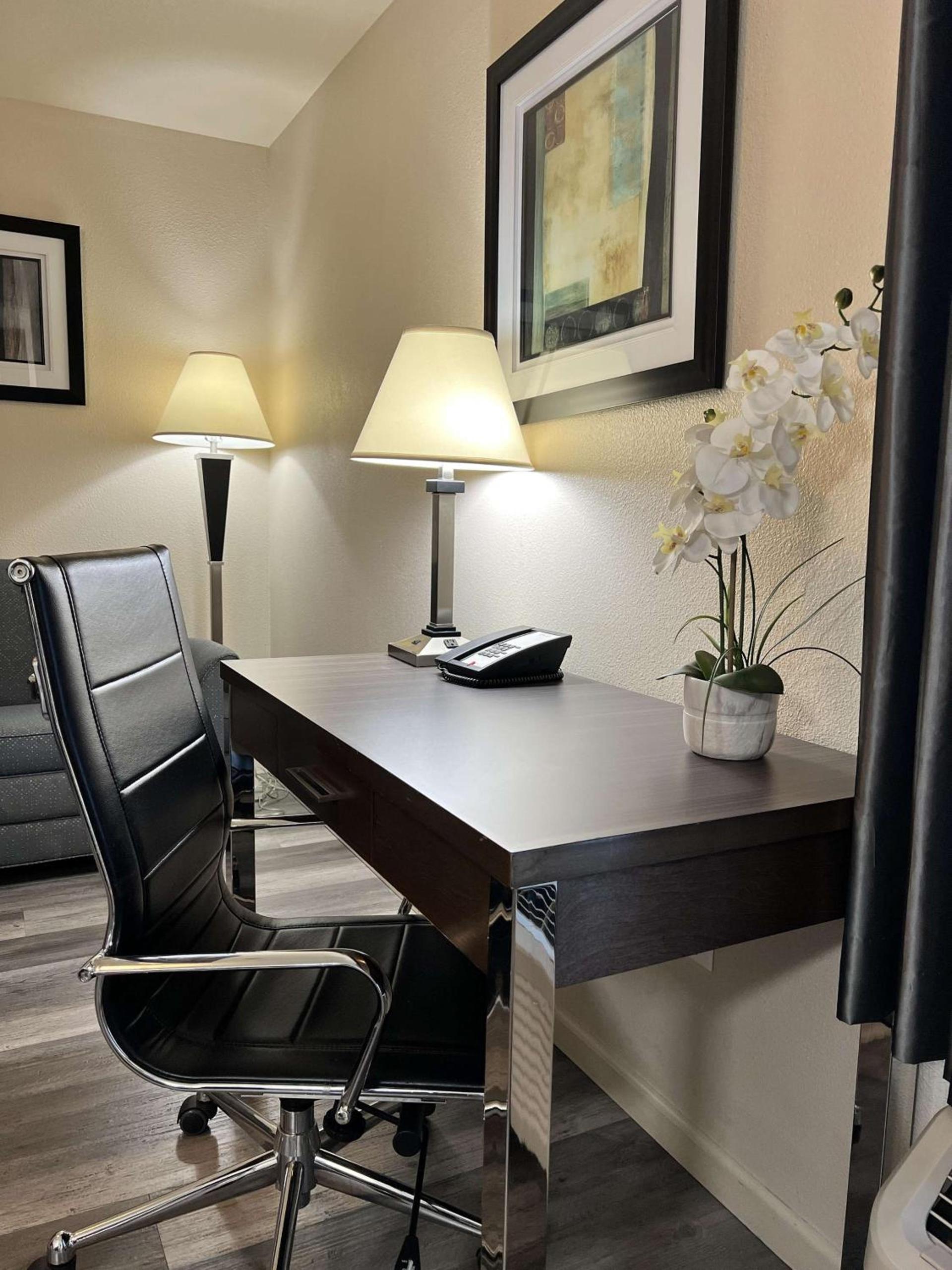 Best Western Americana photo 8