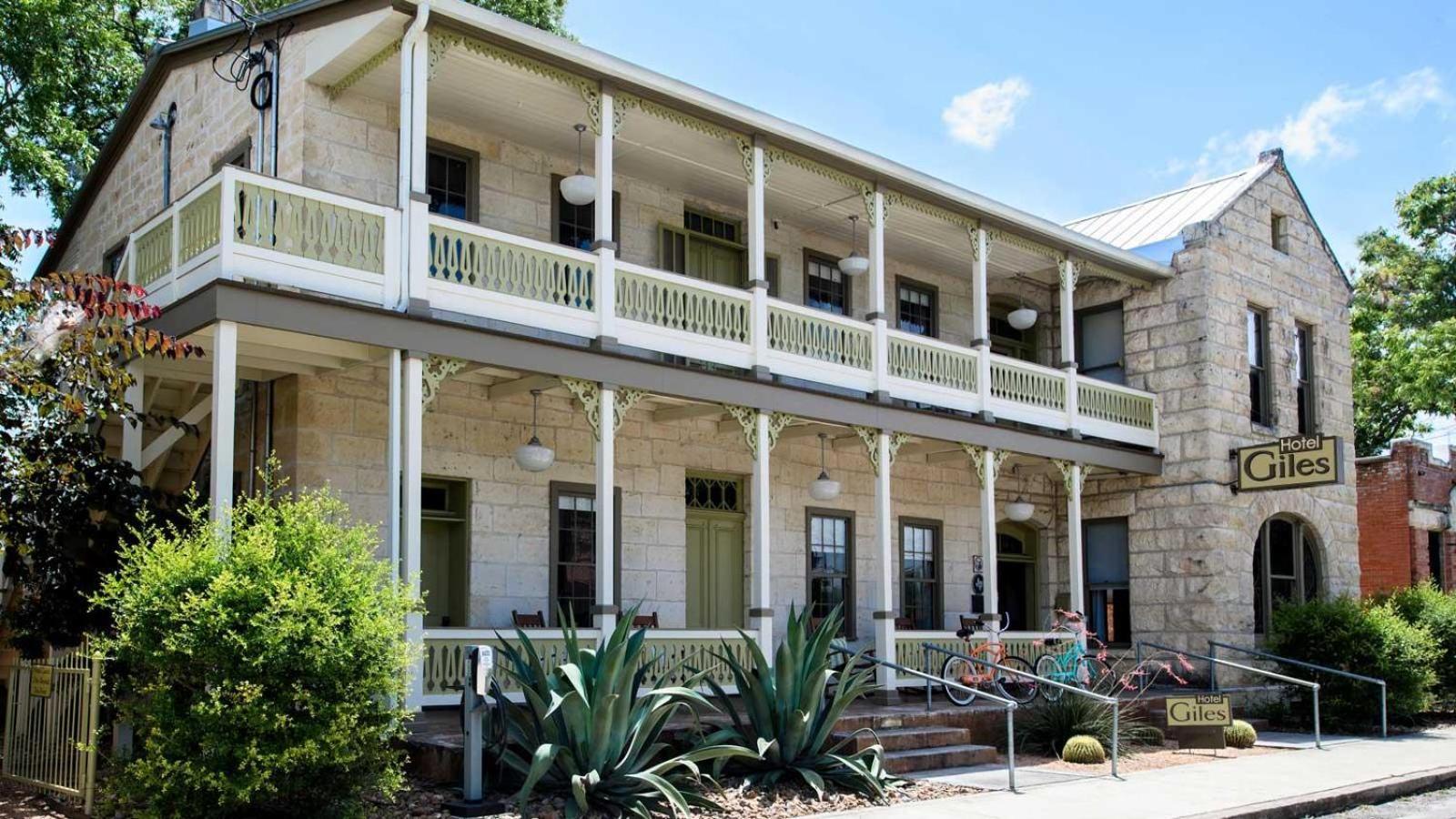 Hotel Giles photo 2
