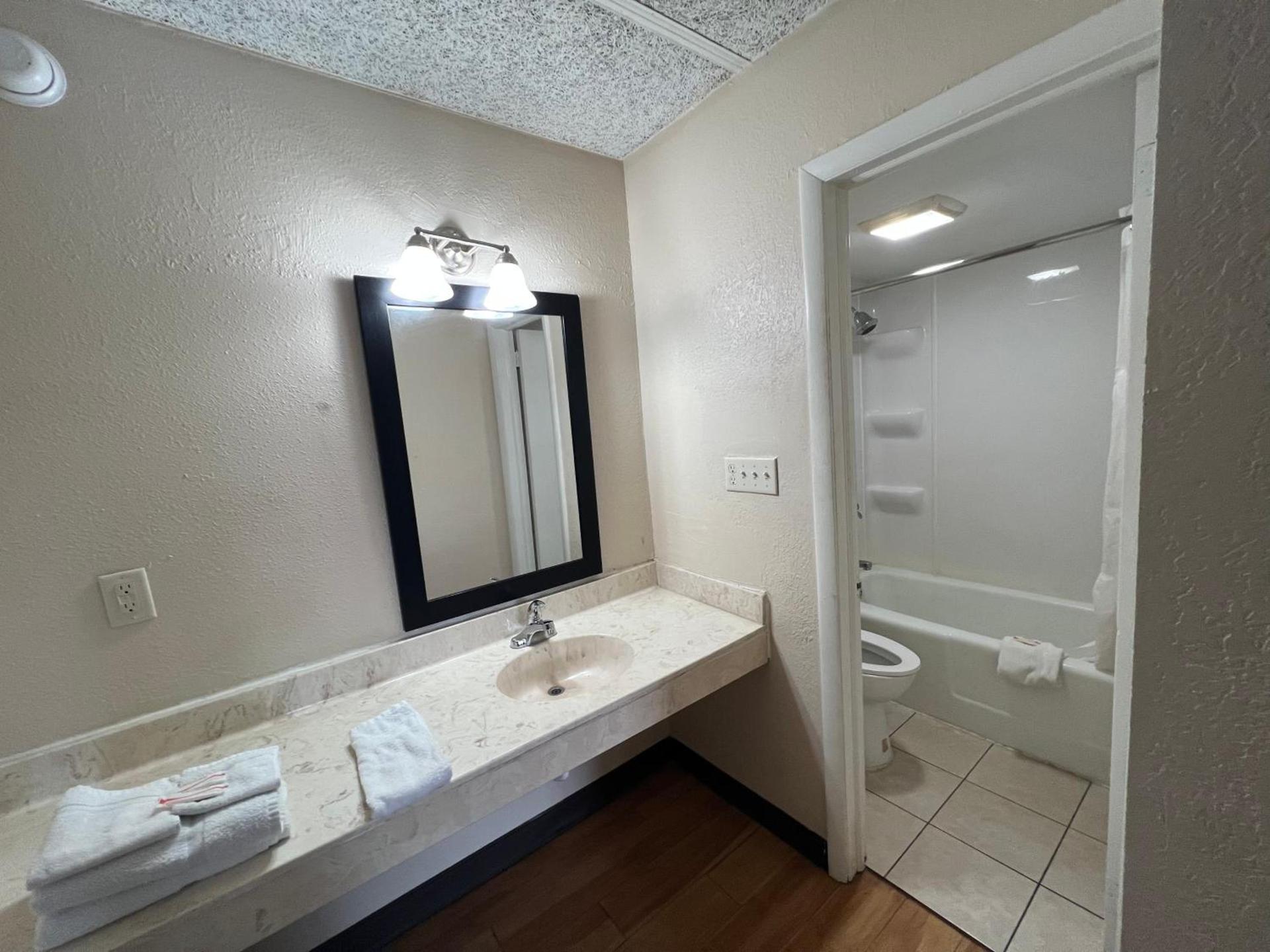 Knights Inn Ashland photo 6