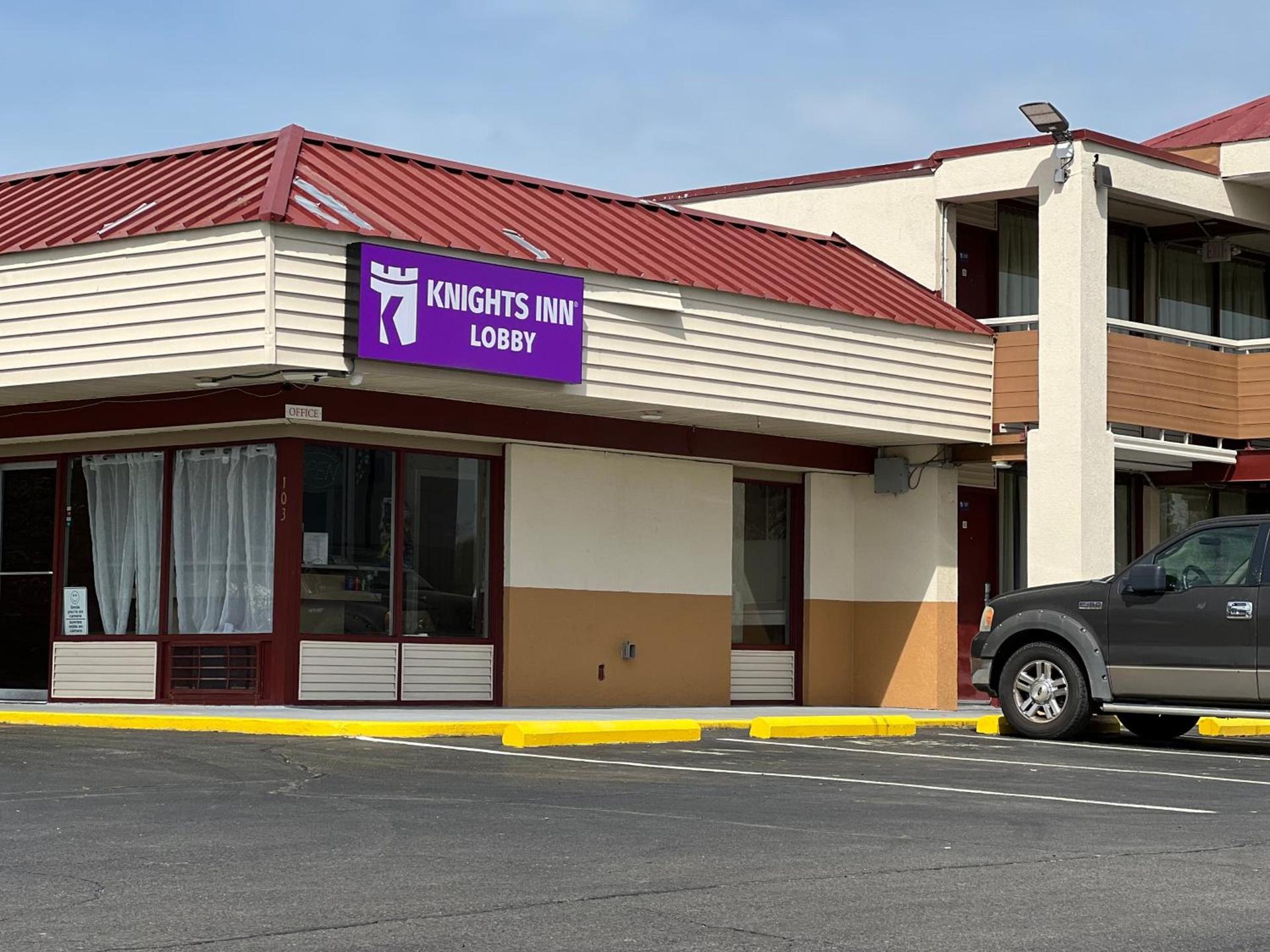 Knights Inn Ashland photo 3