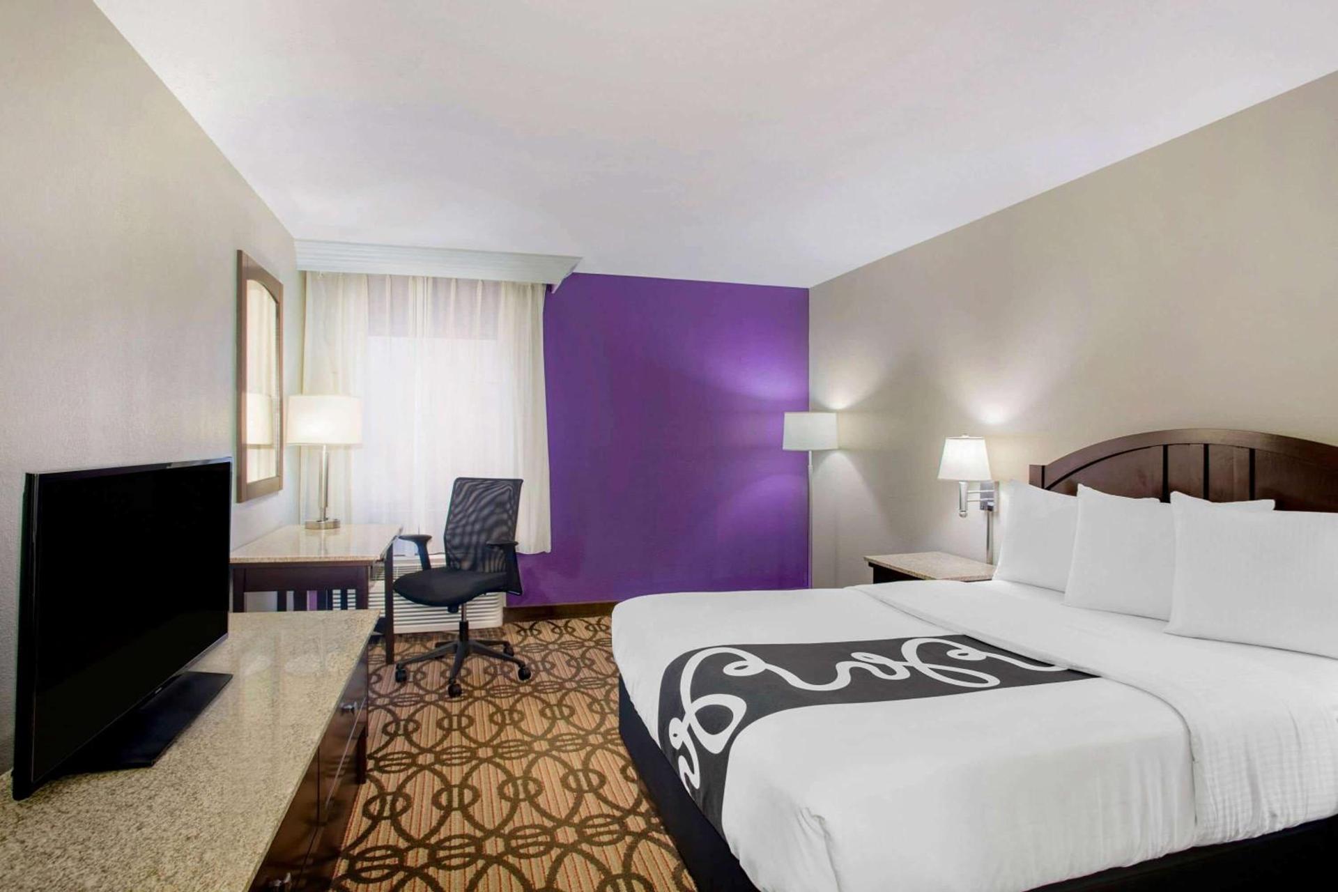 La Quinta by Wyndham Springfield South photo 21